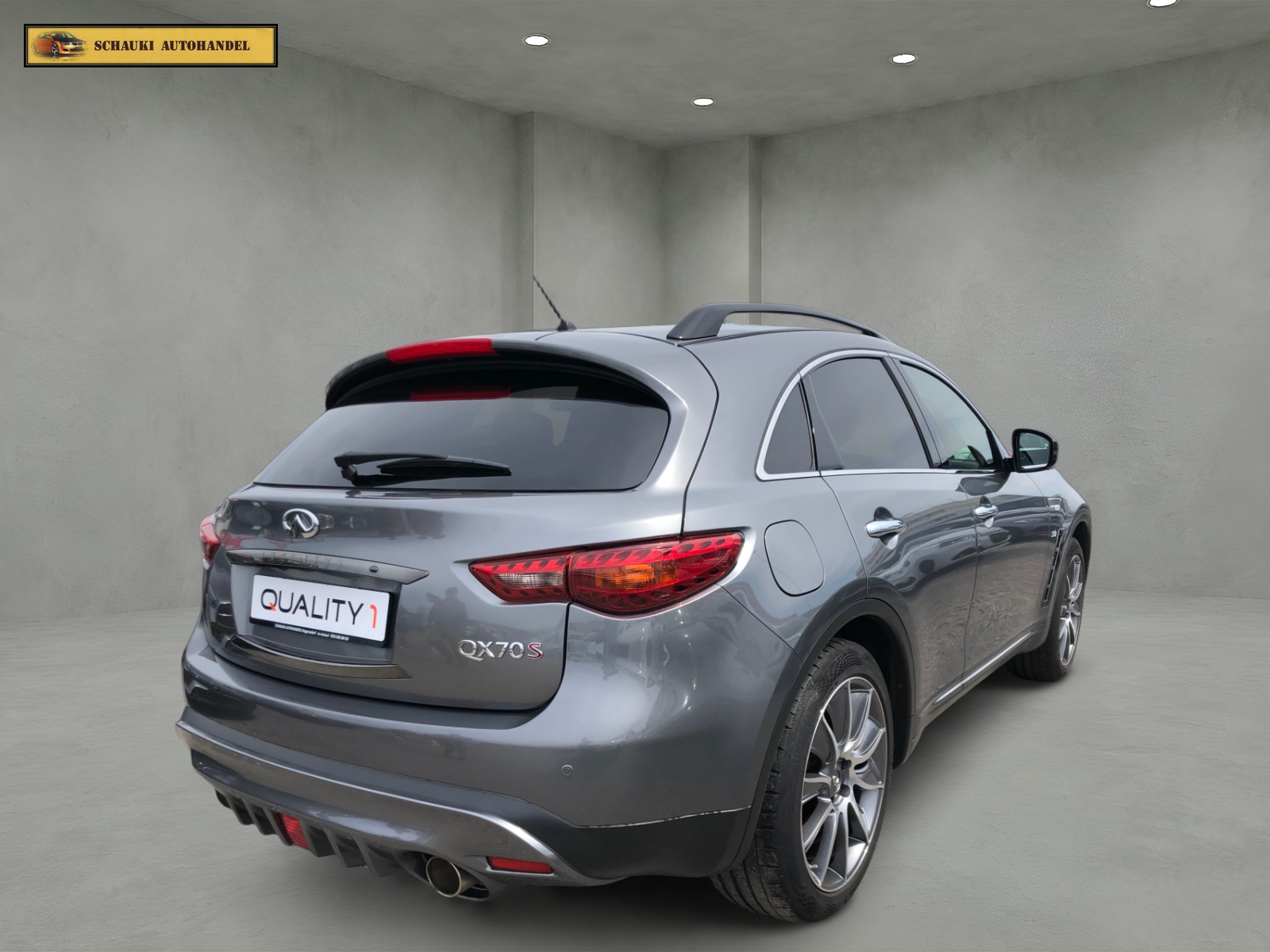 INFINITI QX70 3.7 Ultimate AWD Automatic-image-3