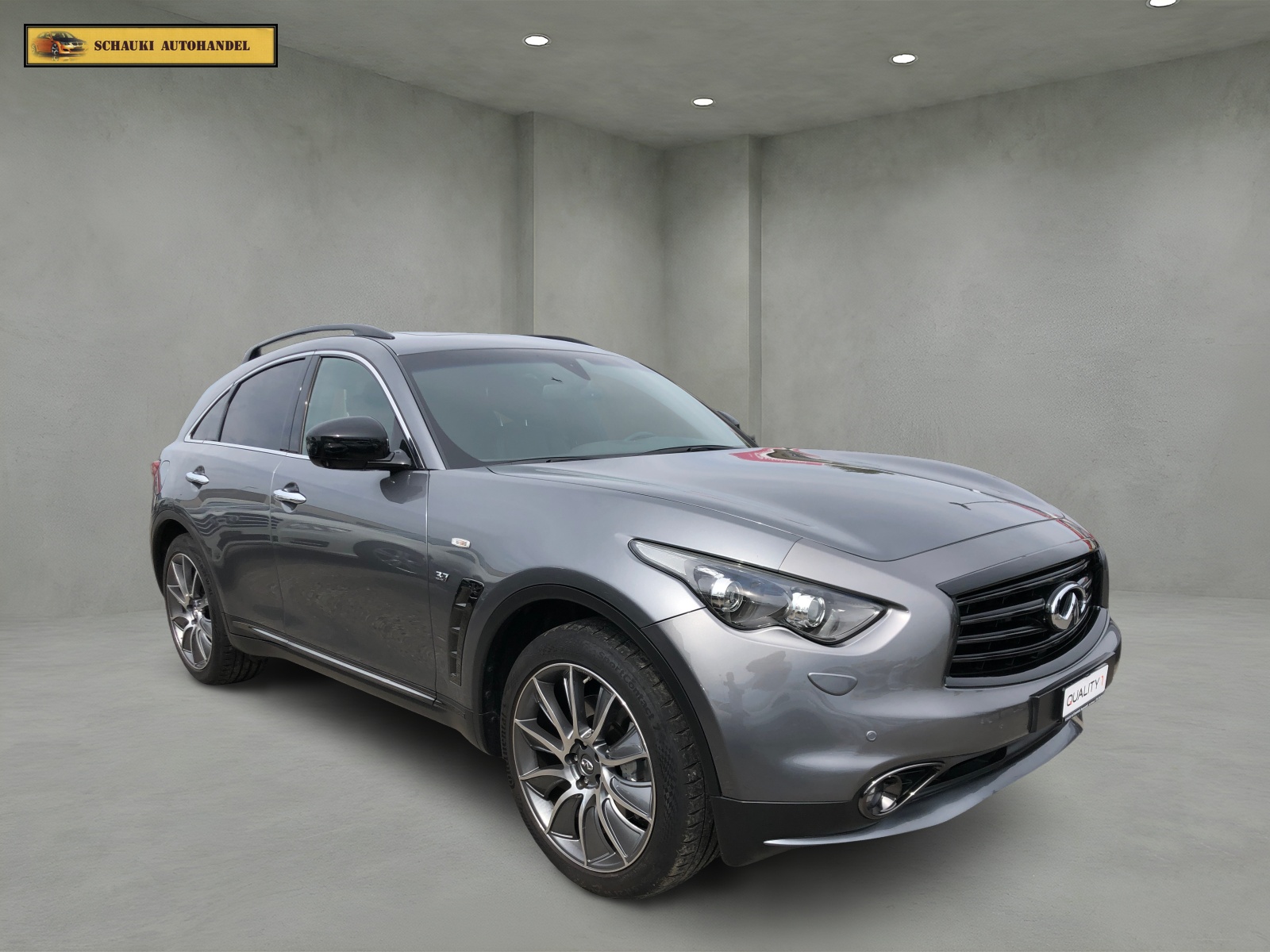 INFINITI QX70 3.7 Ultimate AWD Automatic-image-2