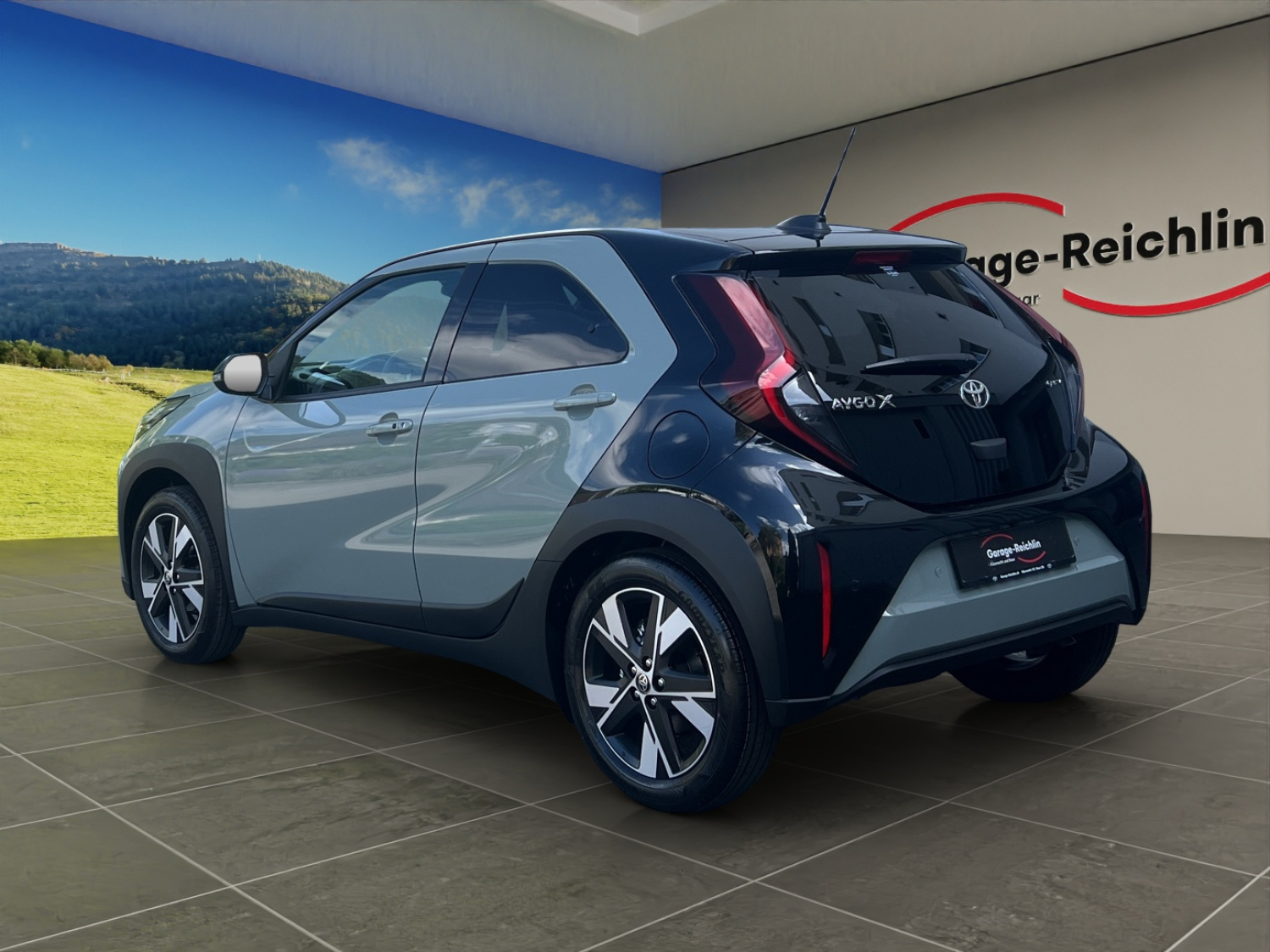 TOYOTA Aygo X 1.5 VVT-i HSD Trend-showroom-element-2