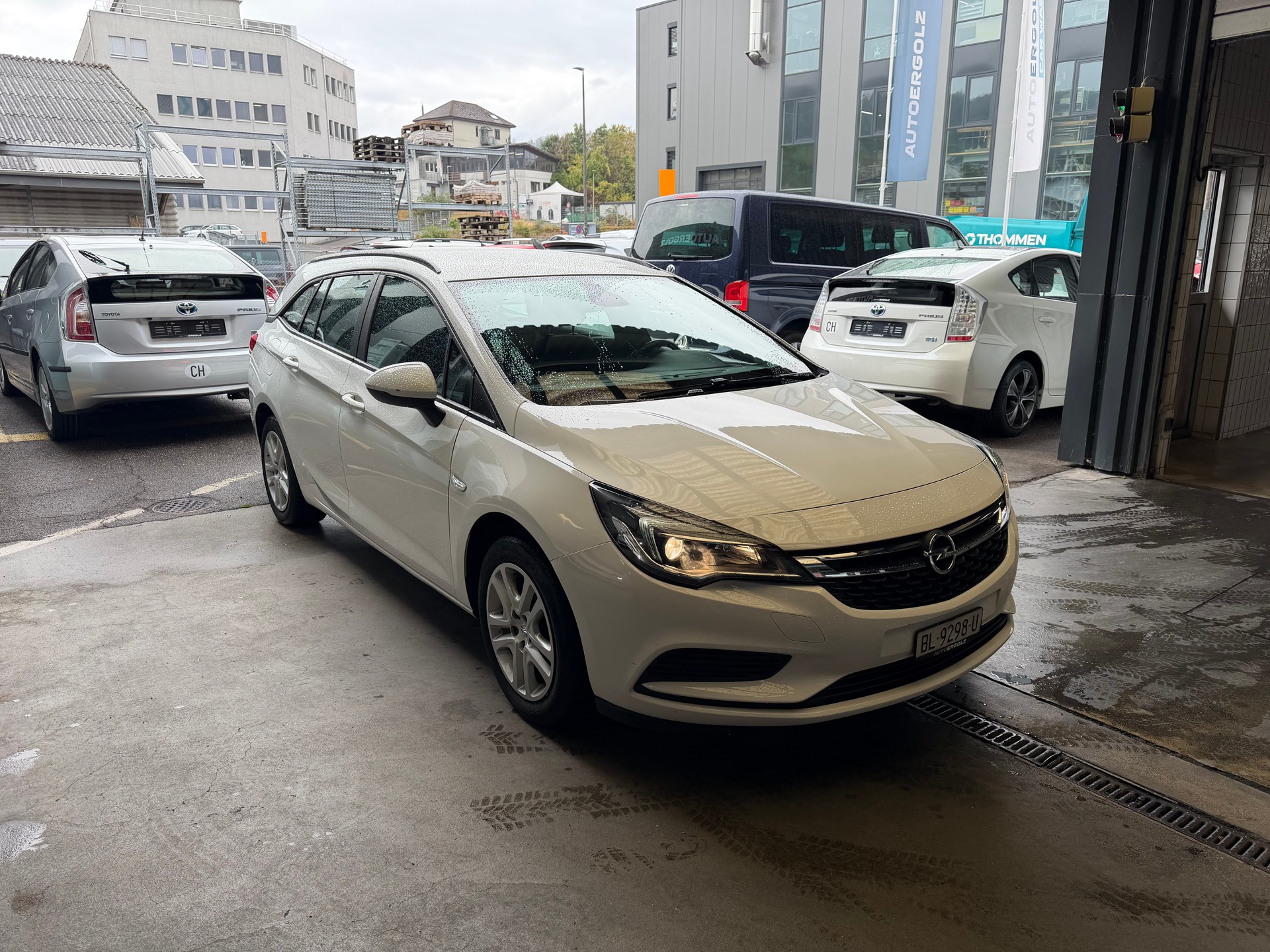 OPEL Astra Sports Tourer 1.0i Turbo Enjoy-image-2