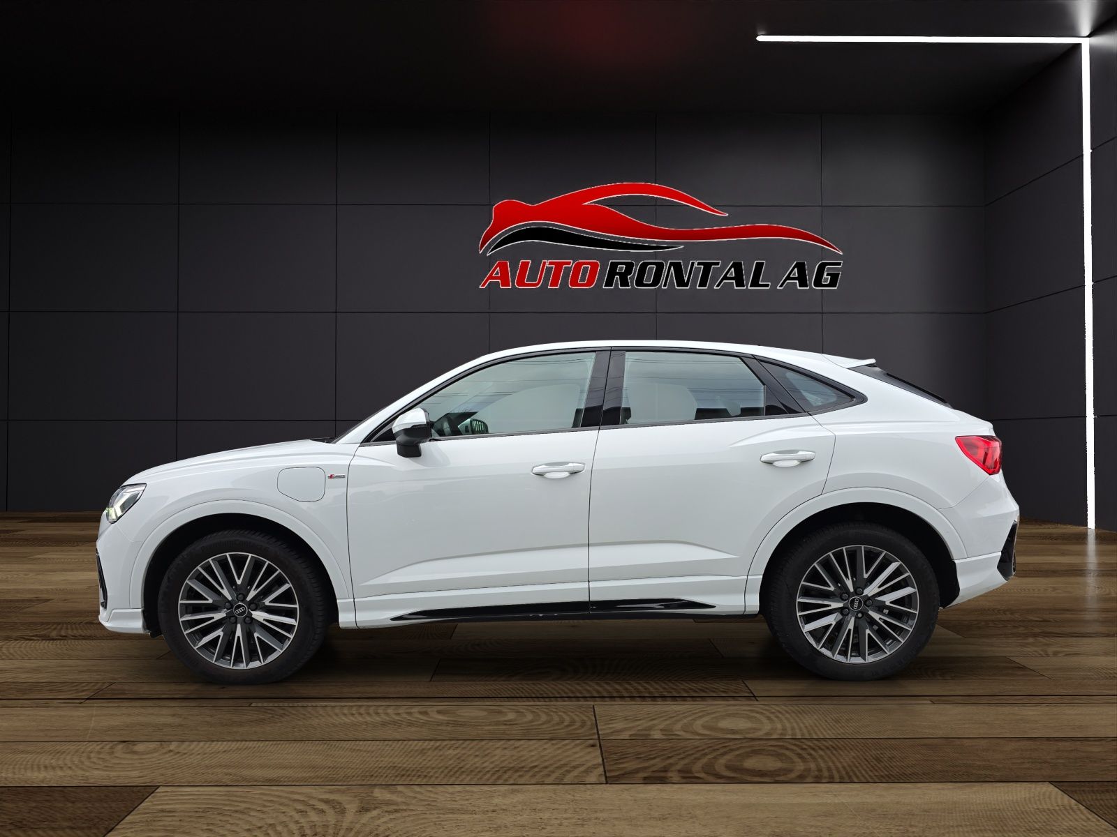 AUDI Q3 Sportback 45 TFSI e S line S-tronic CH-Fahrzeug-showroom-element-3