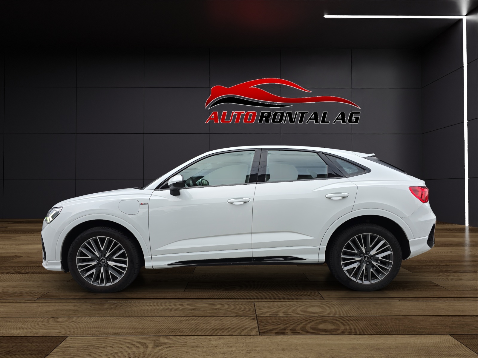 AUDI Q3 Sportback 45 TFSI e S line S-tronic CH-Fahrzeug-showroom-element-3