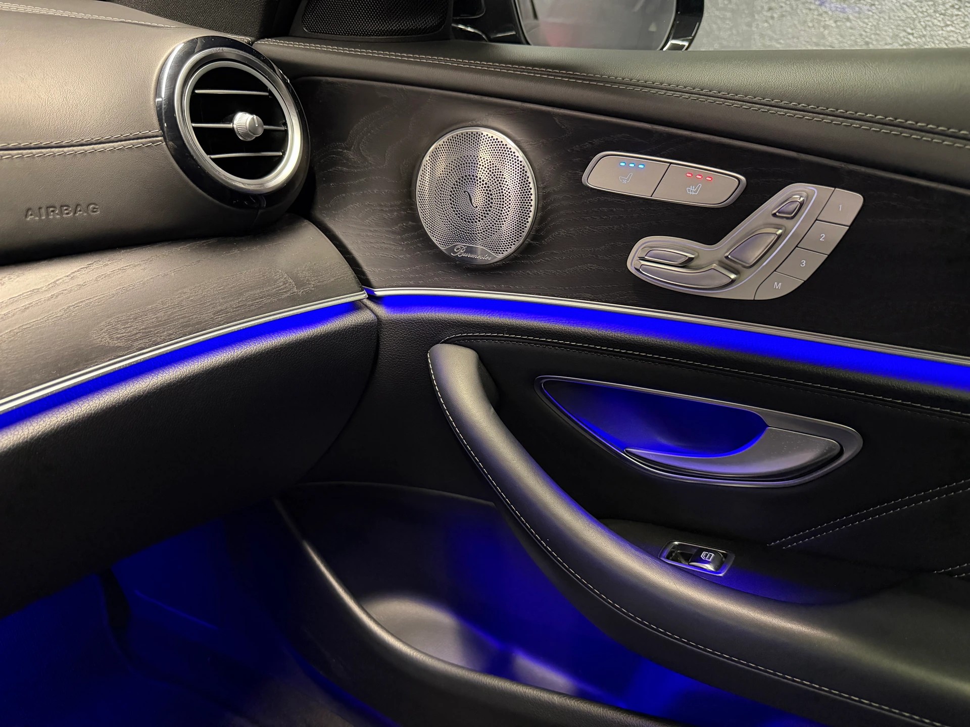 MERCEDES-BENZ E 63 AMG S 4 Matic 9G-Tronic-image-14