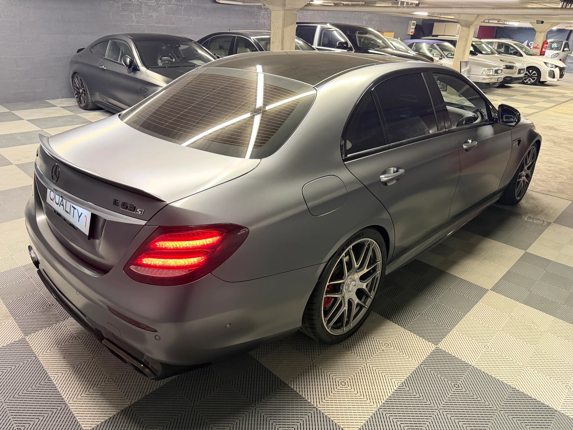 MERCEDES-BENZ E 63 AMG S 4 Matic 9G-Tronic-image-3