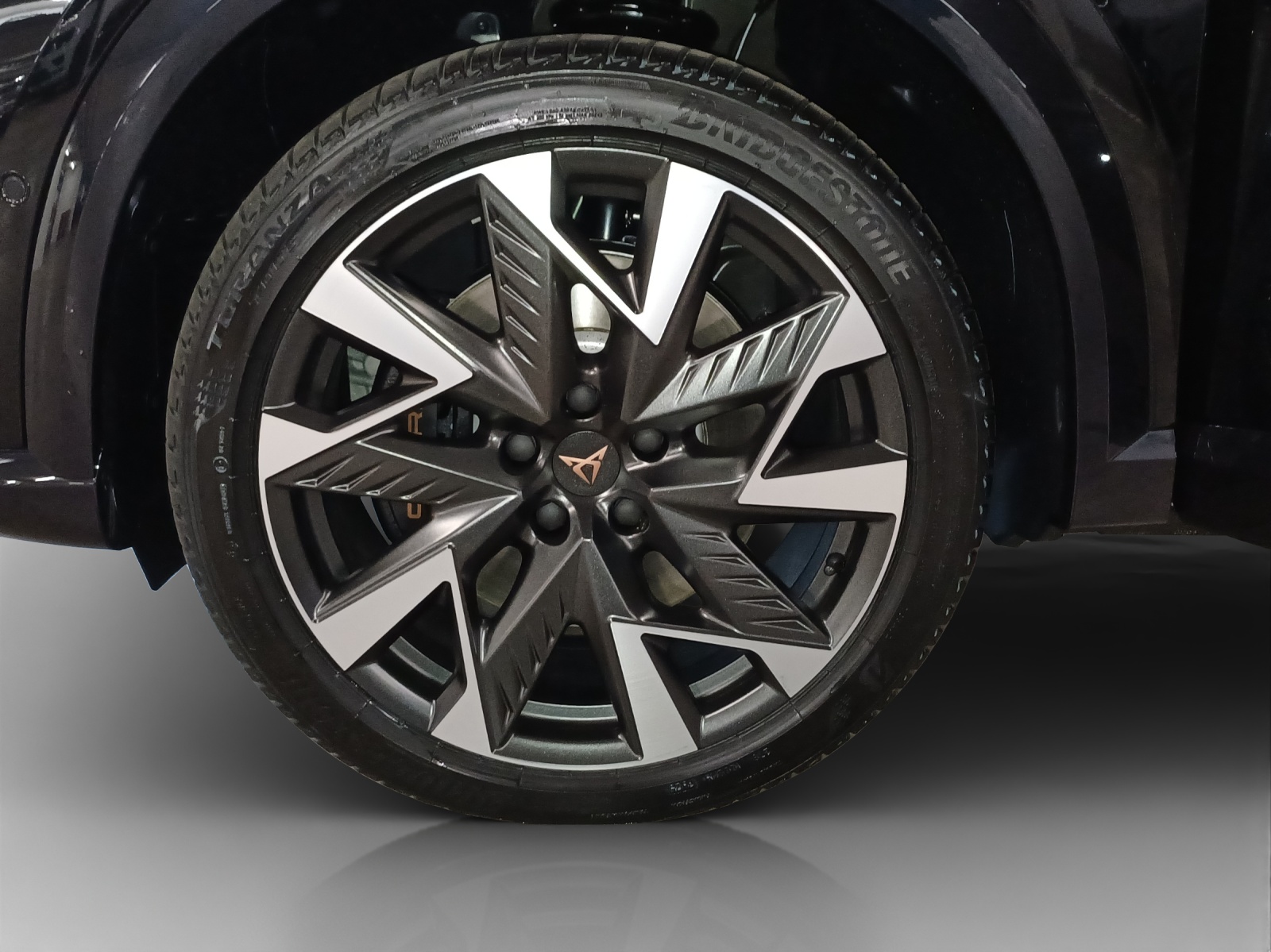 CUPRA Formentor 1.5 e-HYBRID pHEV Black Symphony DSG-image-13