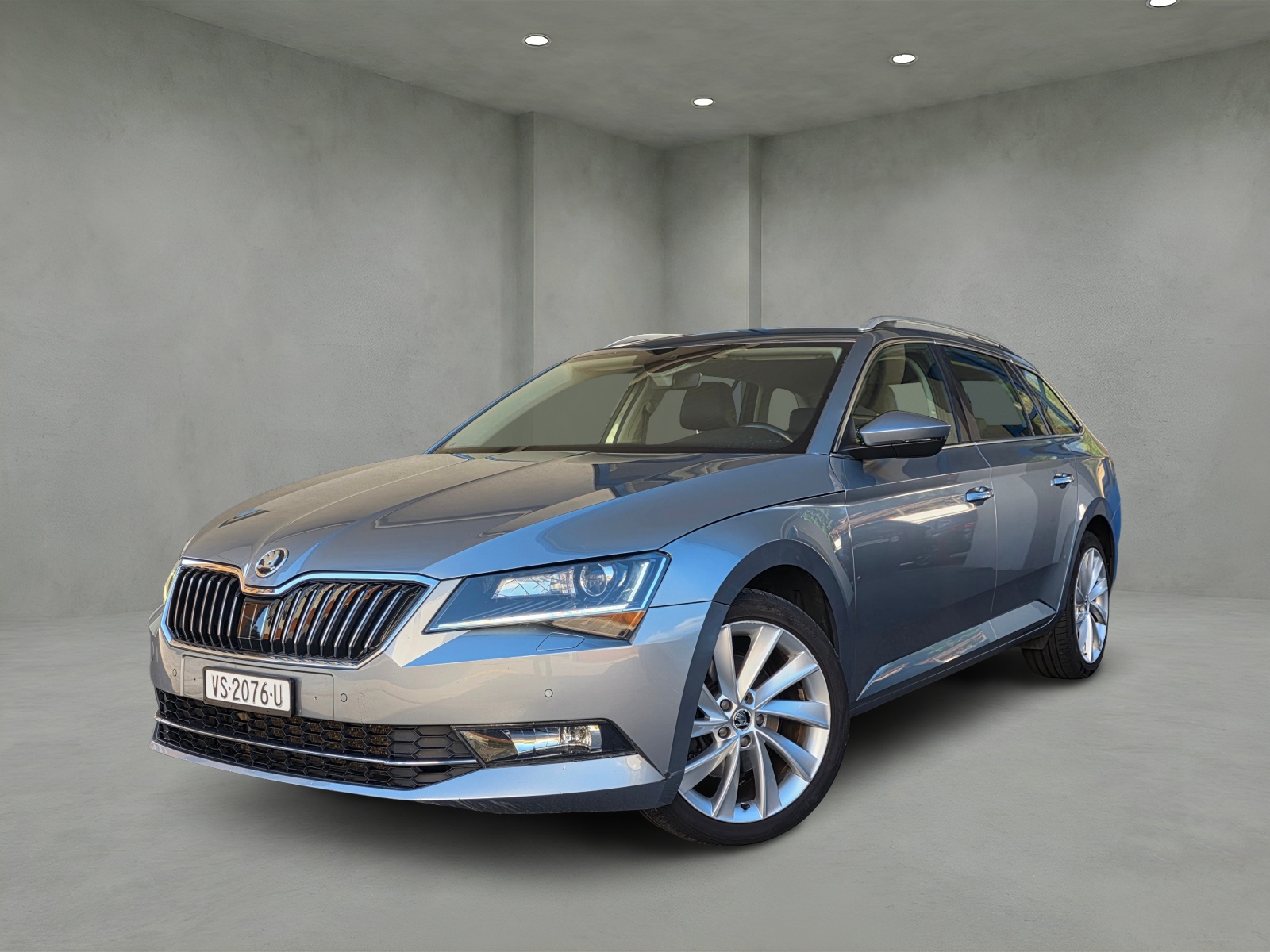 SKODA Superb Combi 2.0 TDi Style 4x4 DSG