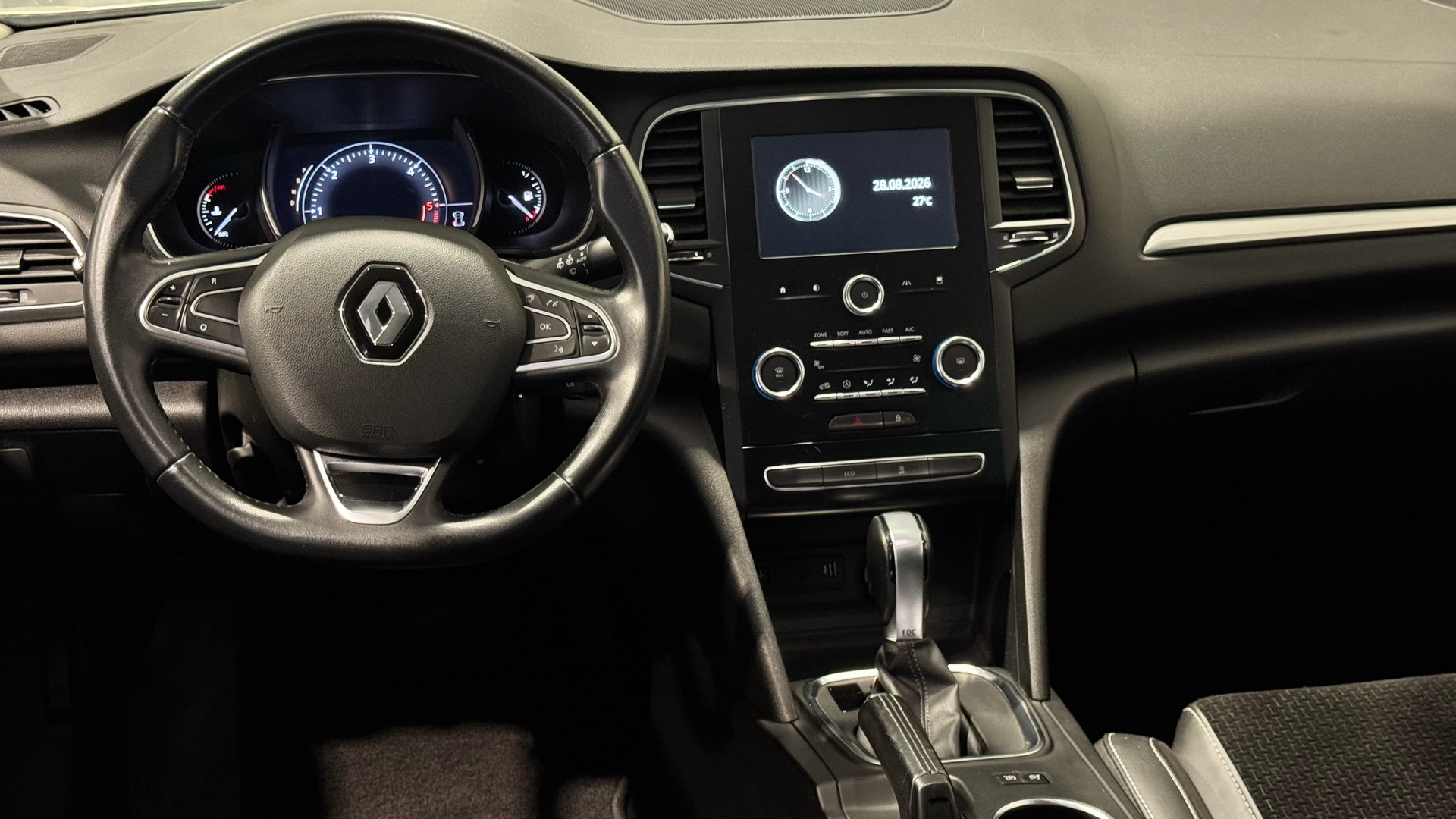 RENAULT Mégane Grandtour 1.5 dCi GT Line EDC-image-7