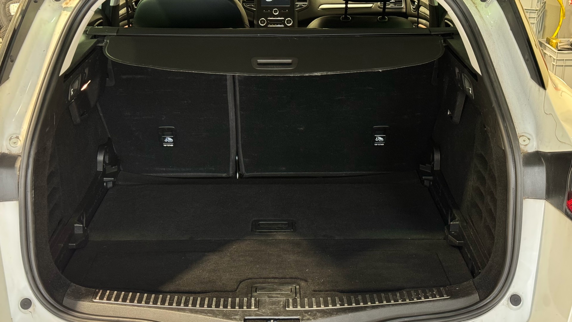 RENAULT Mégane Grandtour 1.5 dCi GT Line EDC-image-12