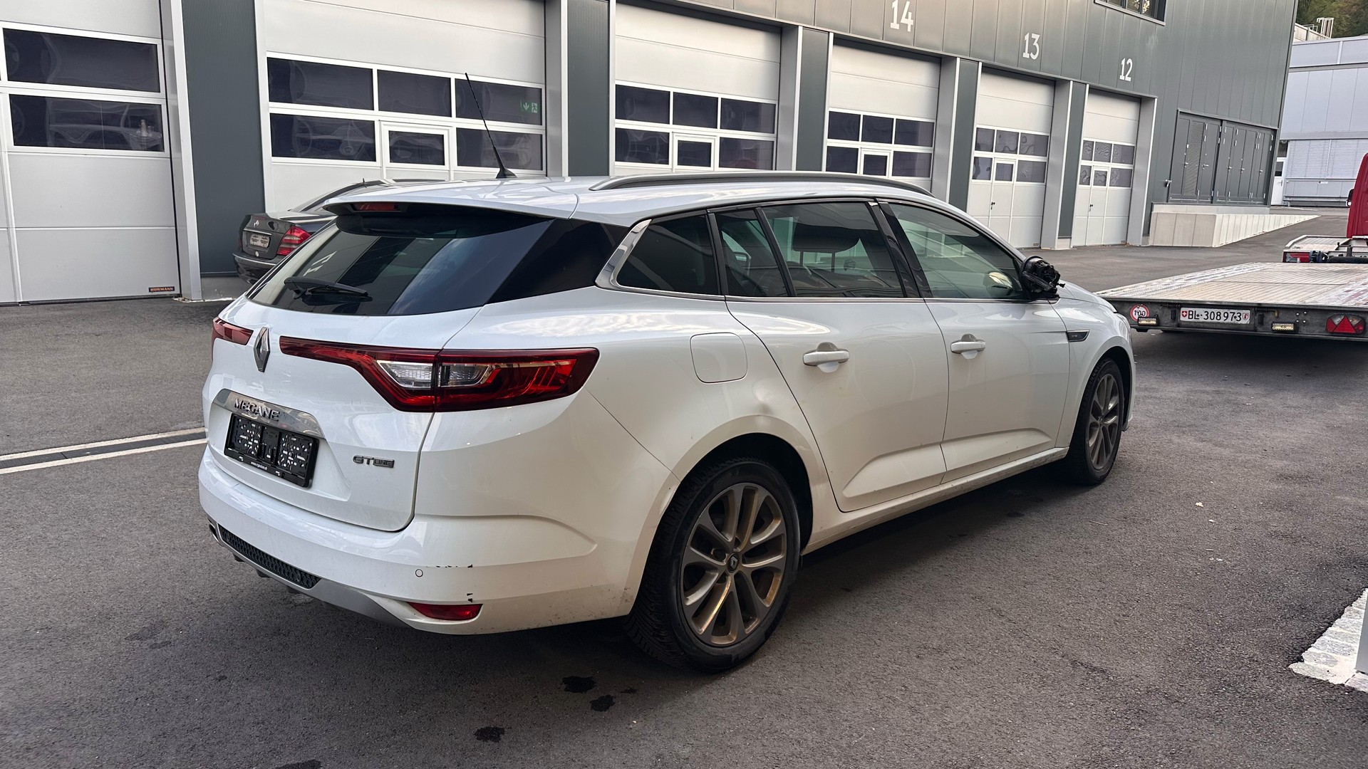 RENAULT Mégane Grandtour 1.5 dCi GT Line EDC-image-3