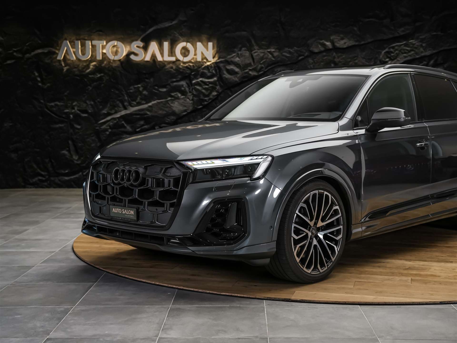 AUDI SQ7 TFSI quattro tiptronic * Facelift*7 Plätzer*Panorama*B&O*AHK-image-17