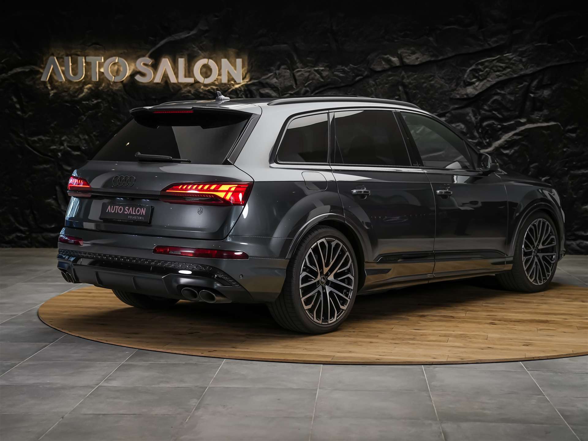 AUDI SQ7 TFSI quattro tiptronic * Facelift*7 Plätzer*Panorama*B&O*AHK-image-4