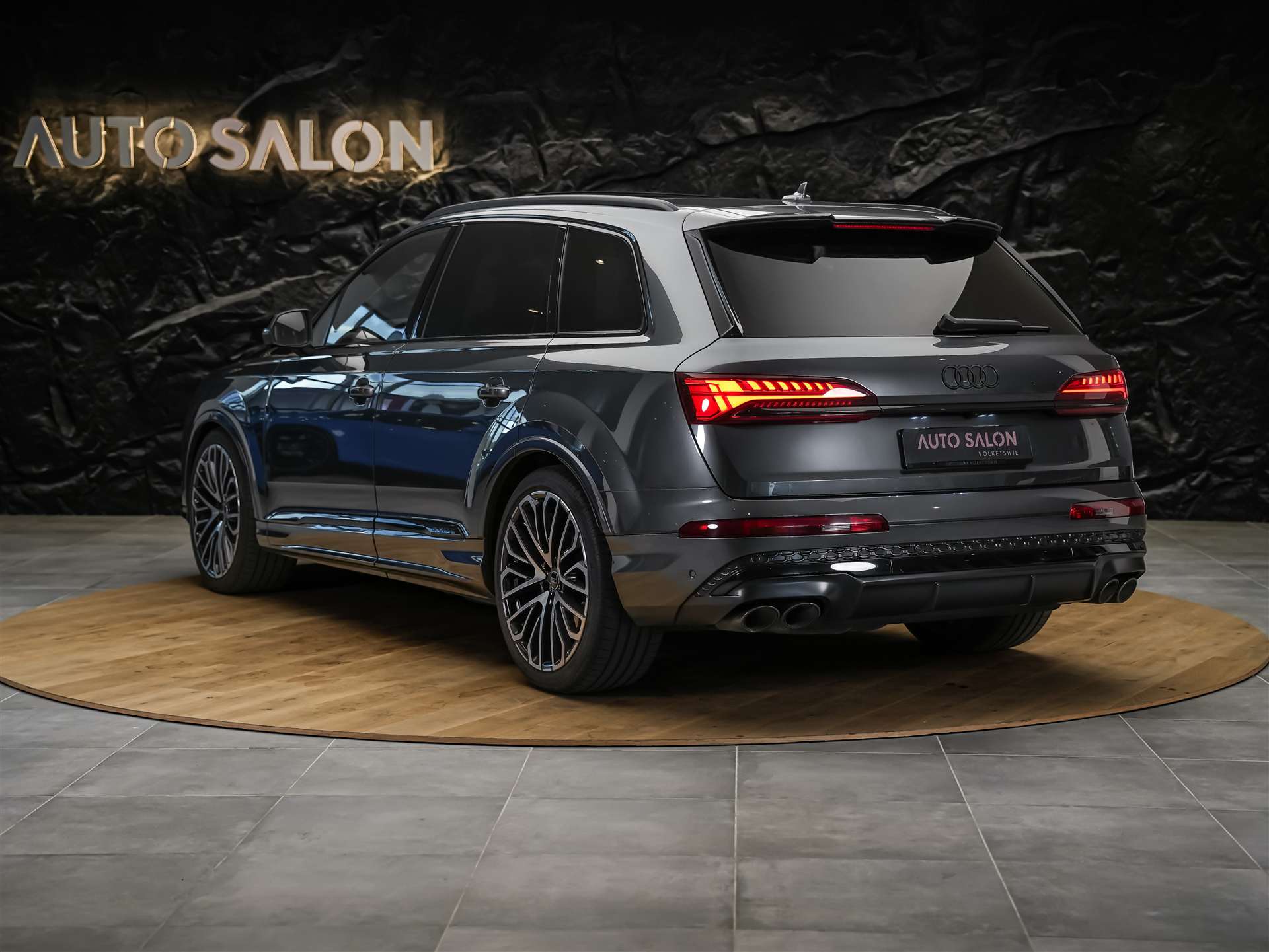 AUDI SQ7 TFSI quattro tiptronic * Facelift*7 Plätzer*Panorama*B&O*AHK-image-2