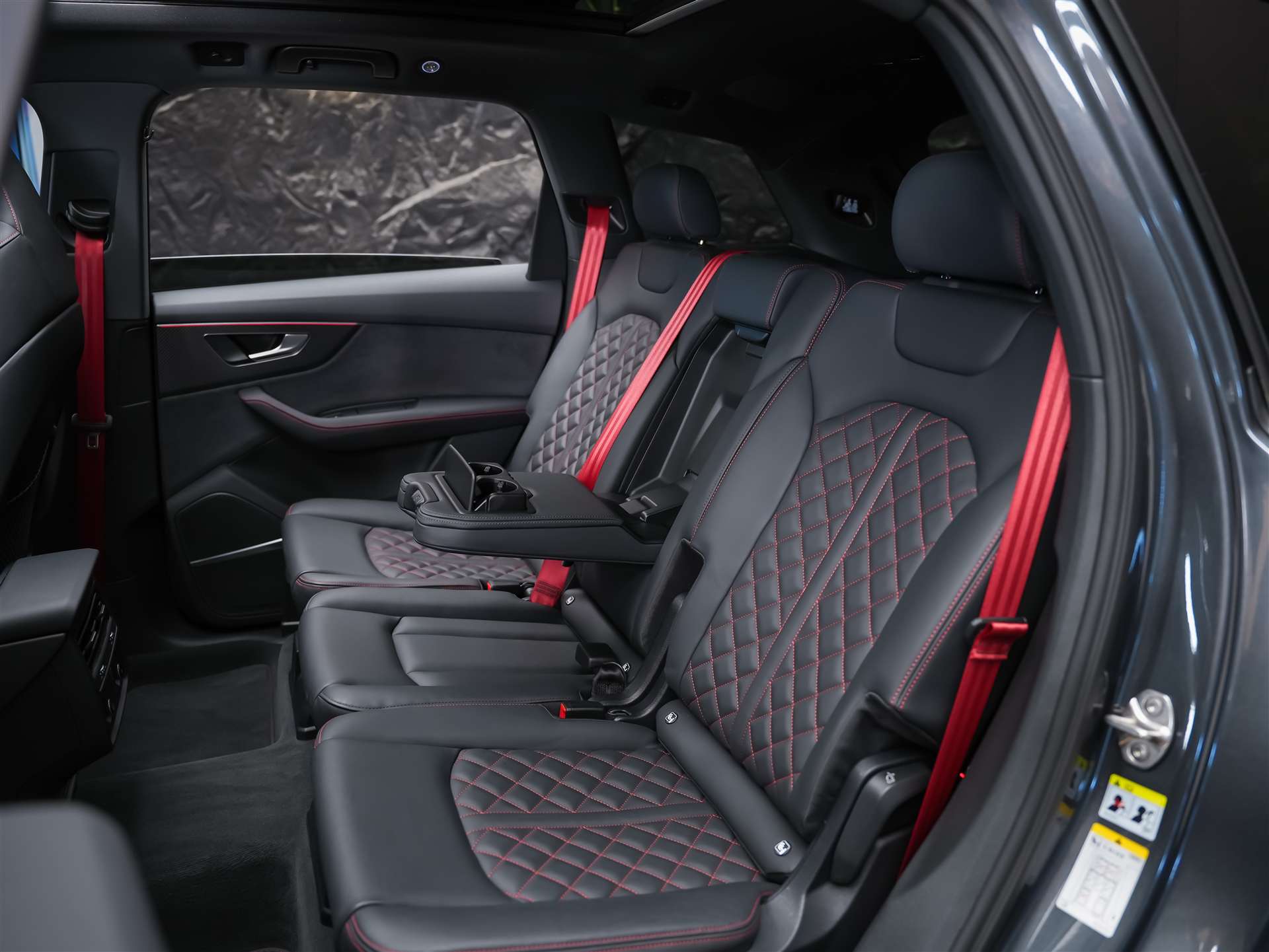 AUDI SQ7 TFSI quattro tiptronic * Facelift*7 Plätzer*Panorama*B&O*AHK-image-15
