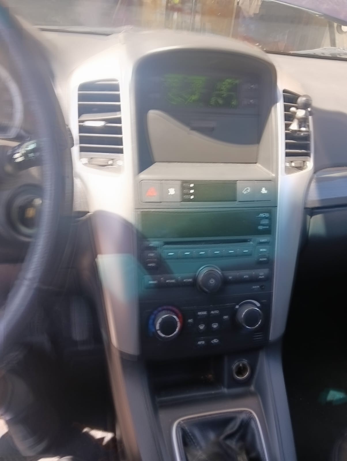 CHEVROLET Captiva 2.0 VCDi LS 4WD-image-3