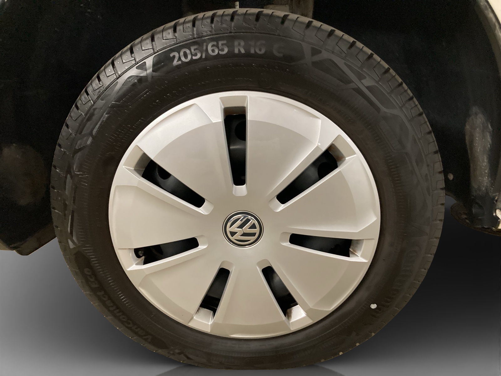 VW T6.1 2.0 TDI-image-15