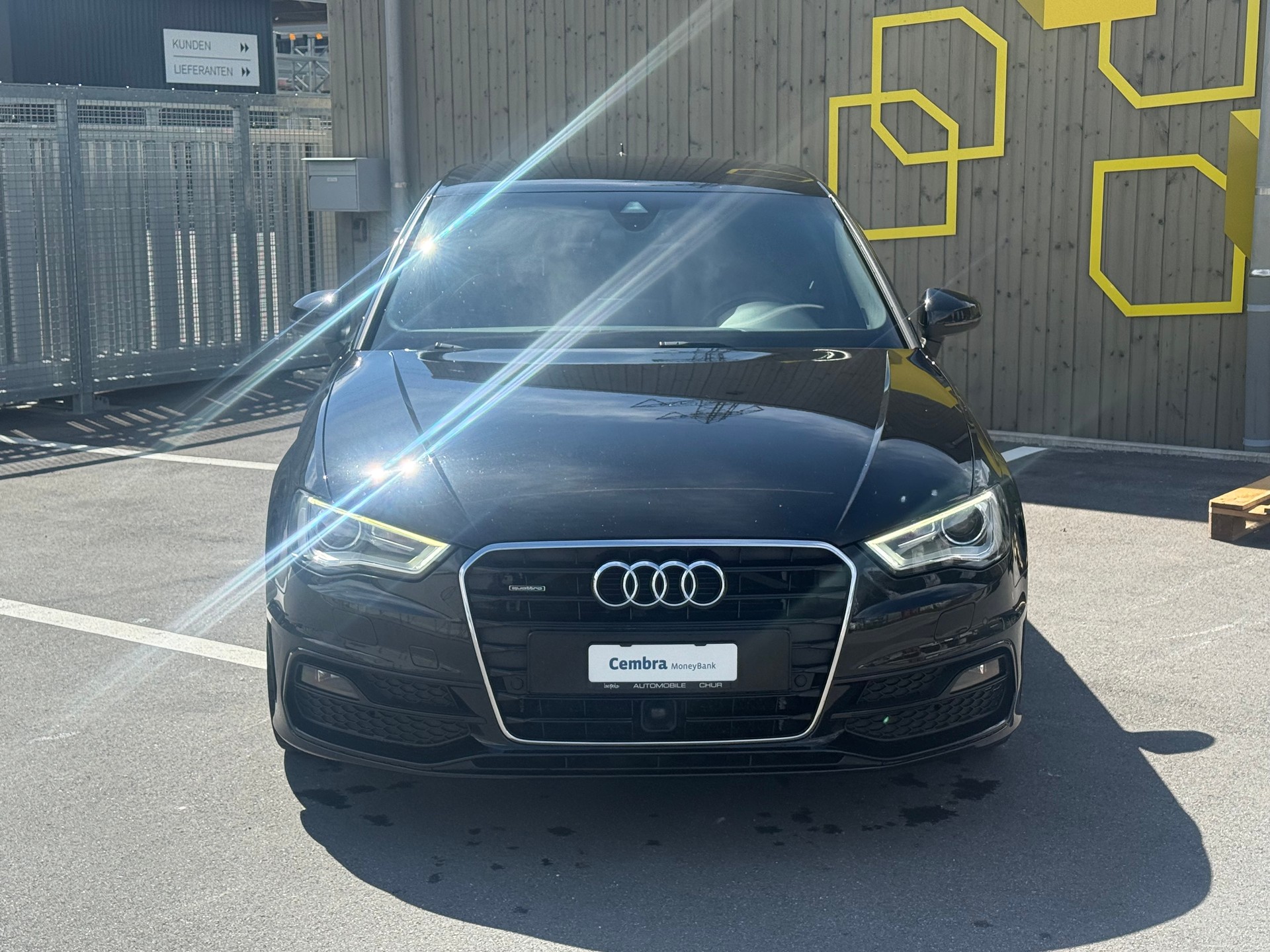 AUDI A3 Sportback 1.8 TFSI Ambition quattro S-tronic-image-1