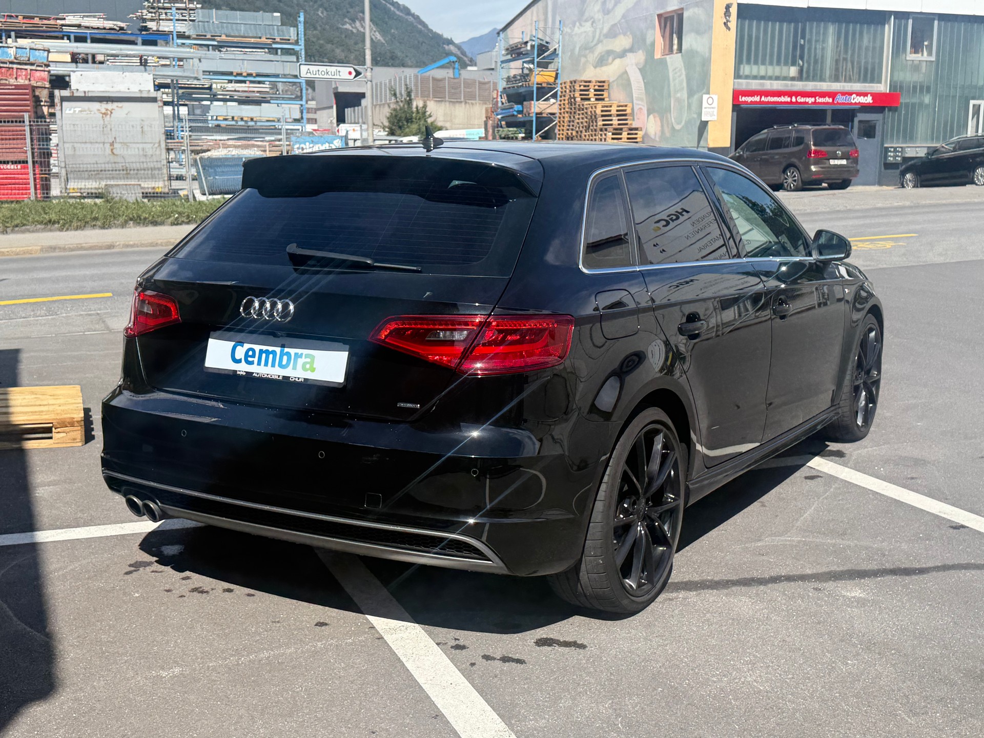 AUDI A3 Sportback 1.8 TFSI Ambition quattro S-tronic-image-5