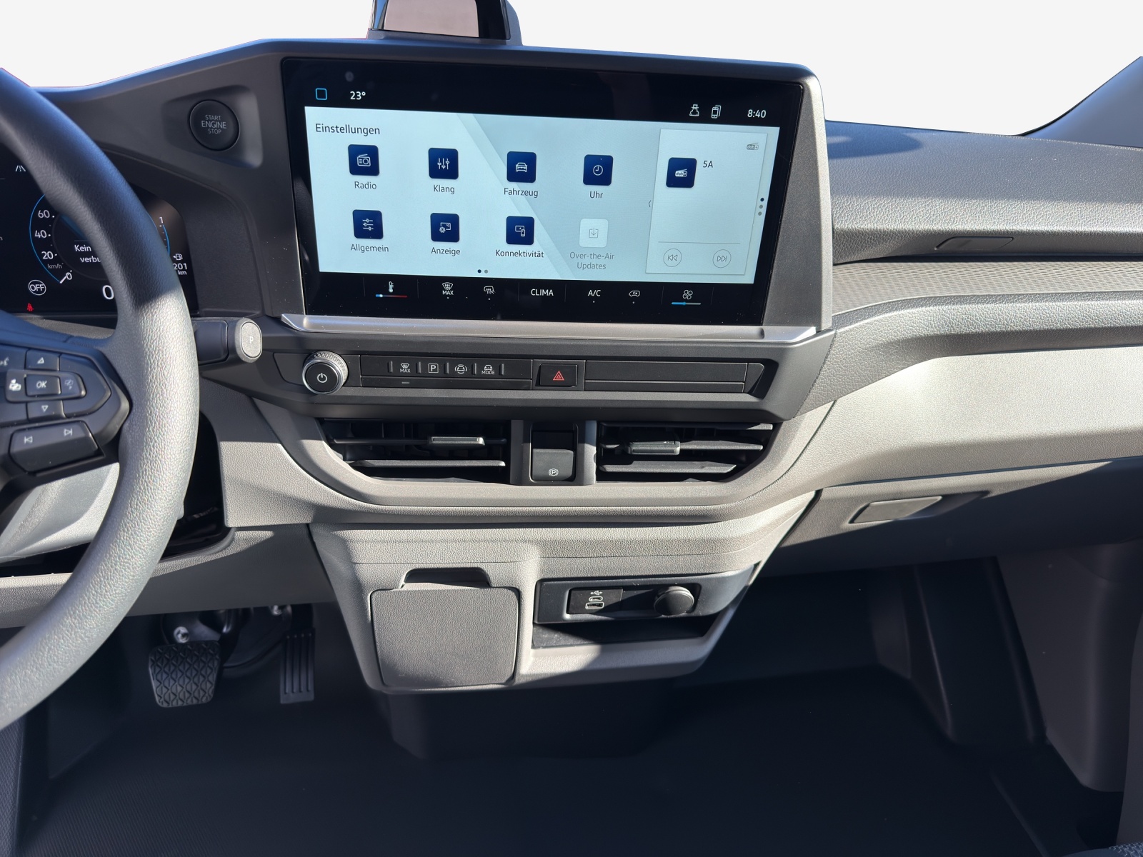 VW Transporter 2.0 TDI Automat 4Motion-image-10