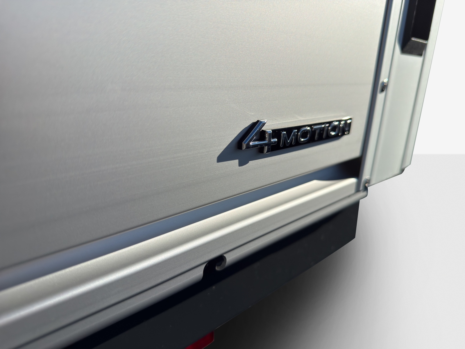 VW Transporter 2.0 TDI Automat 4Motion-image-13