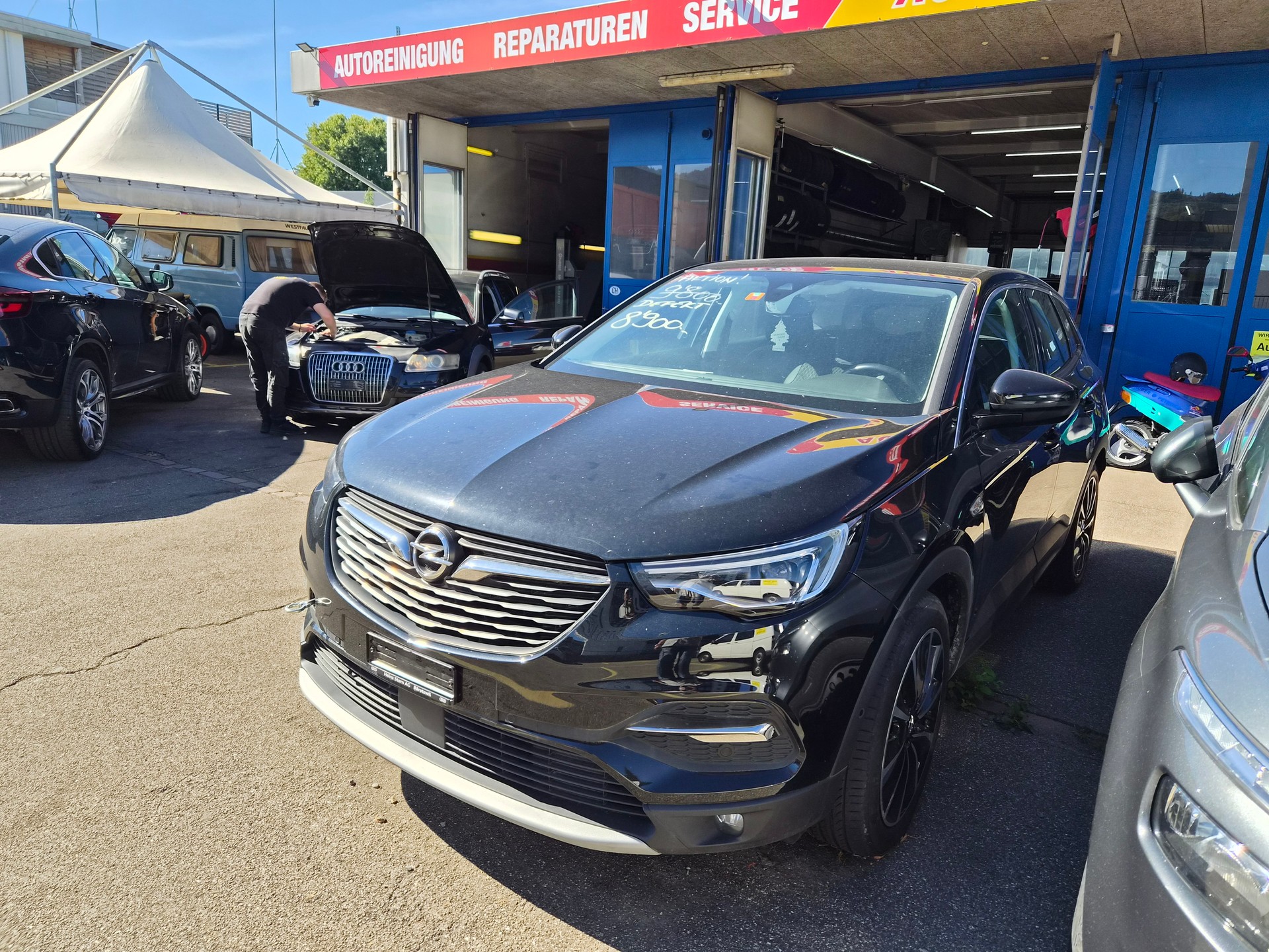 OPEL Grandland X 1.6 Hybrid4 Excellence Automatik-image-2