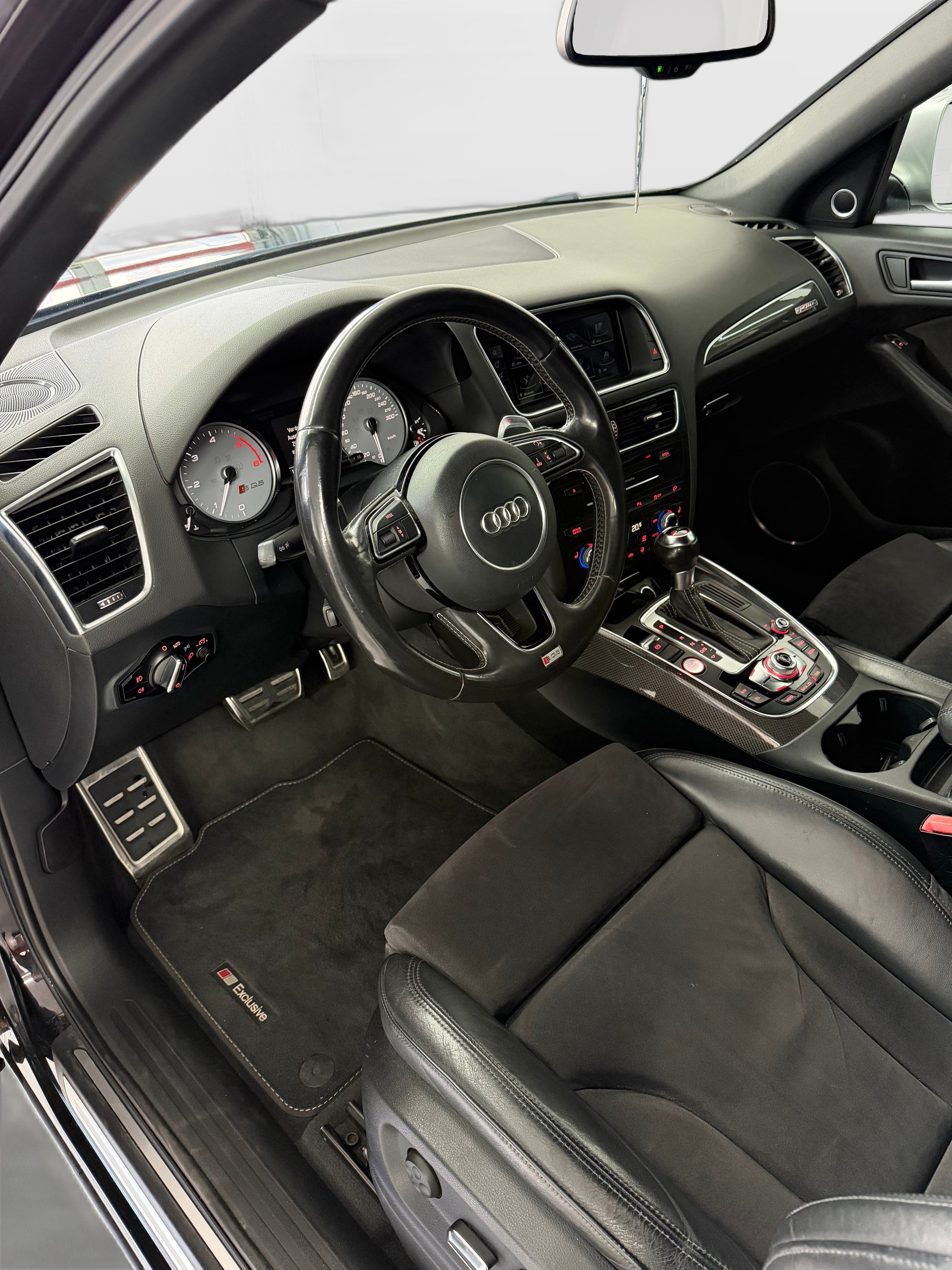 AUDI SQ5 3.0 TDI quattro tiptronic-image-8