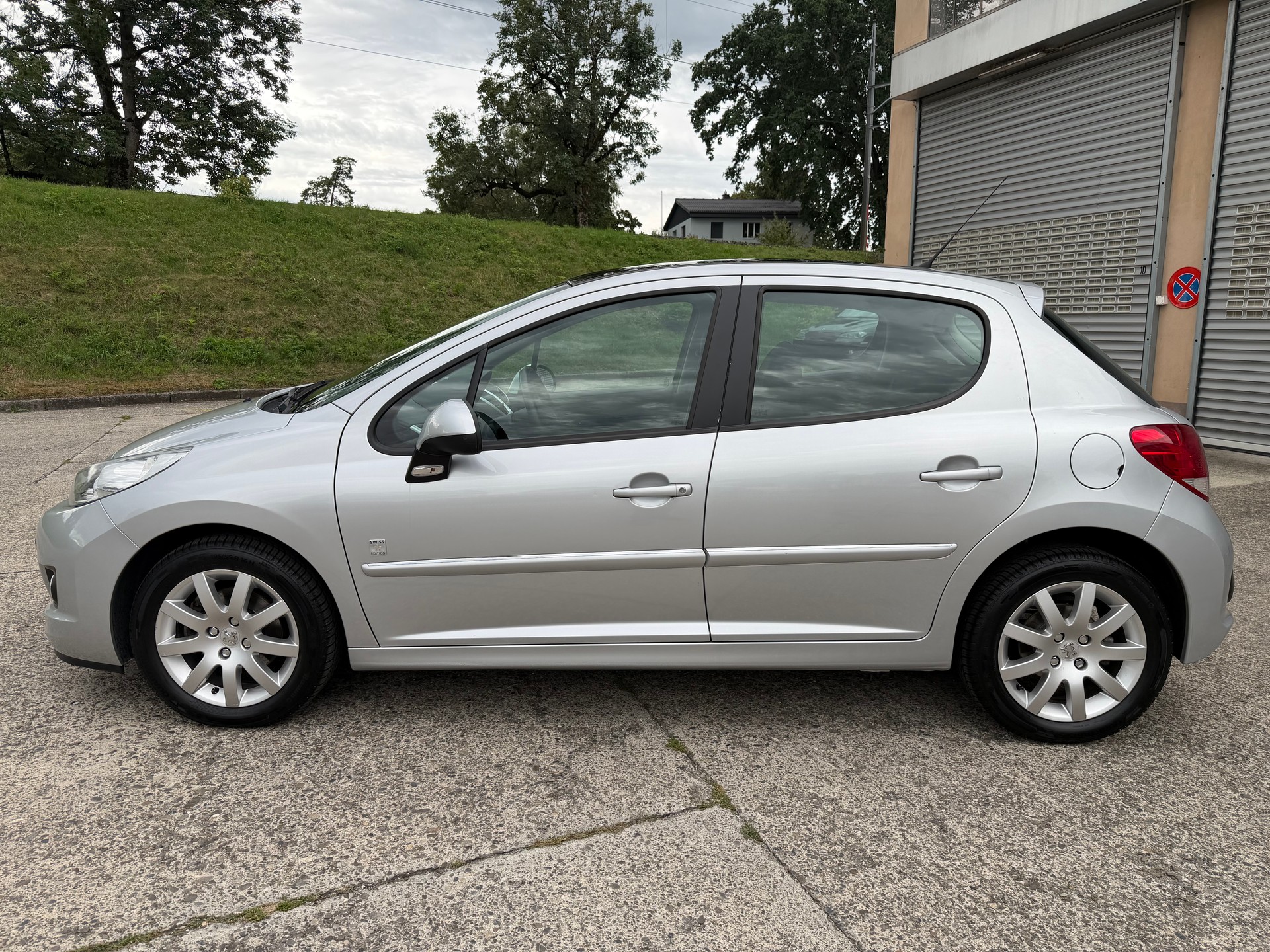 PEUGEOT 207 1.6 16V Sport-image-1