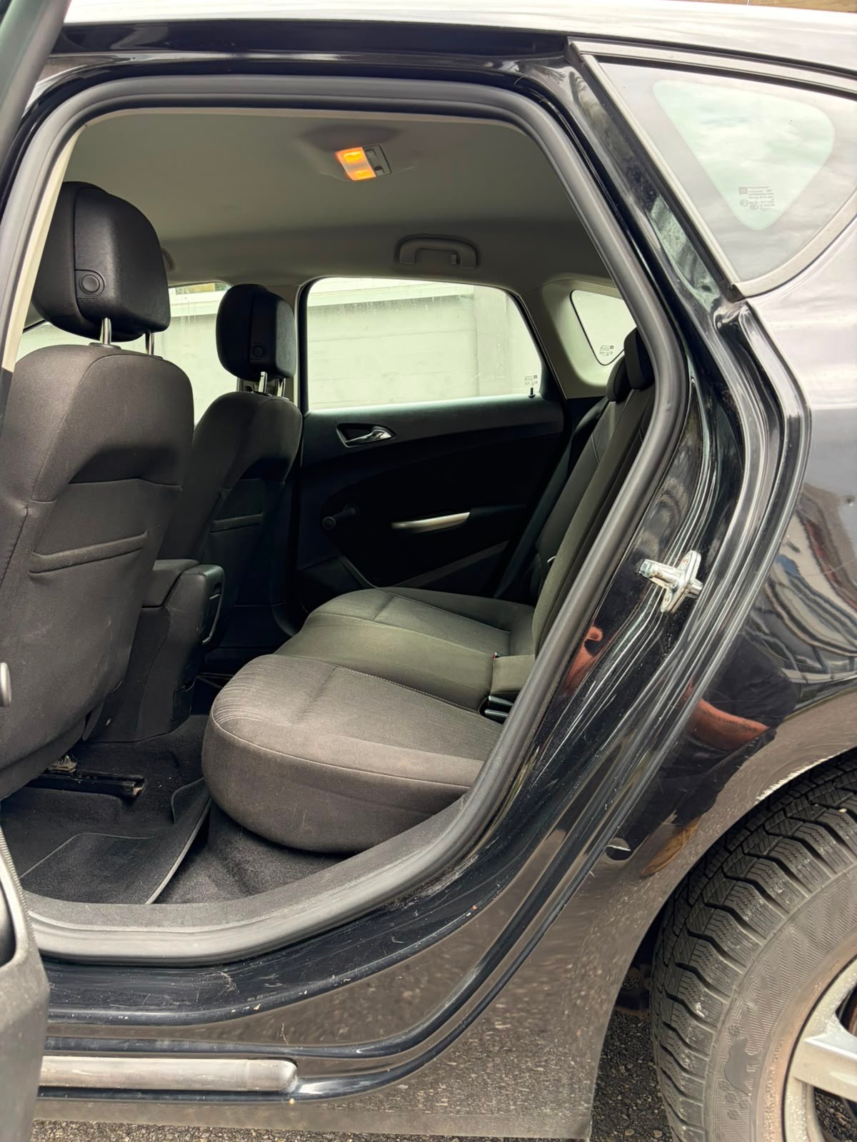 OPEL Astra 1.6i 16V Enjoy-image-9