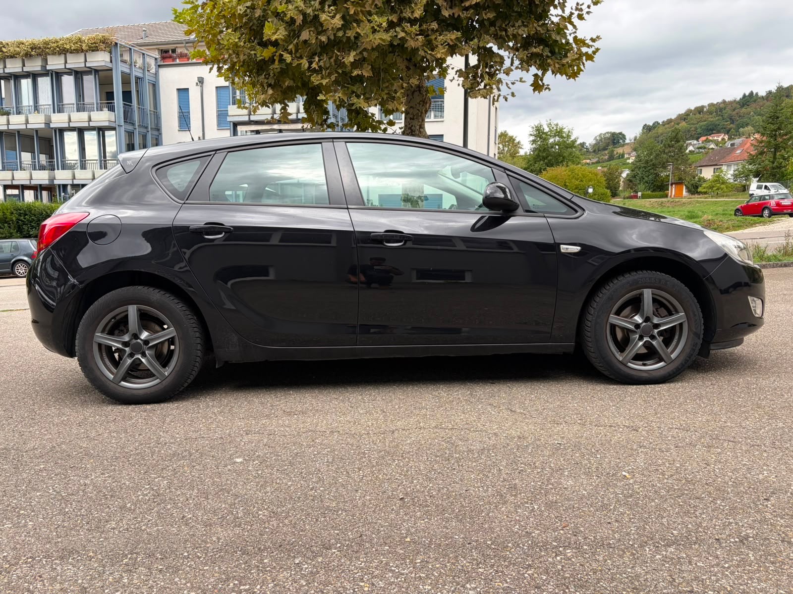 OPEL Astra 1.6i 16V Enjoy-image-12