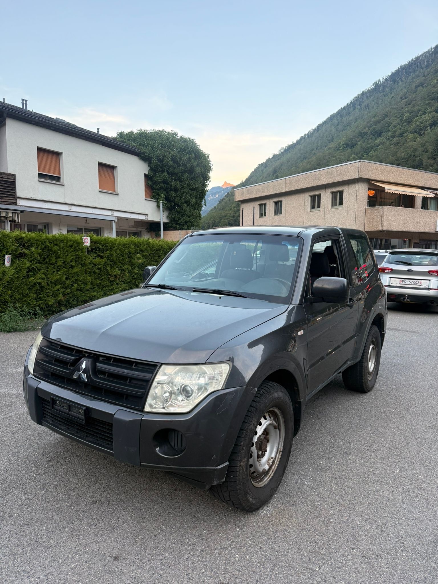 MITSUBISHI Pajero 3.2 DI-D Swiss Professional-image-2