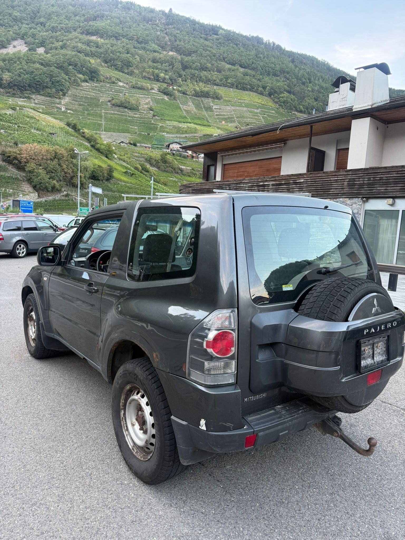 MITSUBISHI Pajero 3.2 DI-D Swiss Professional-image-5