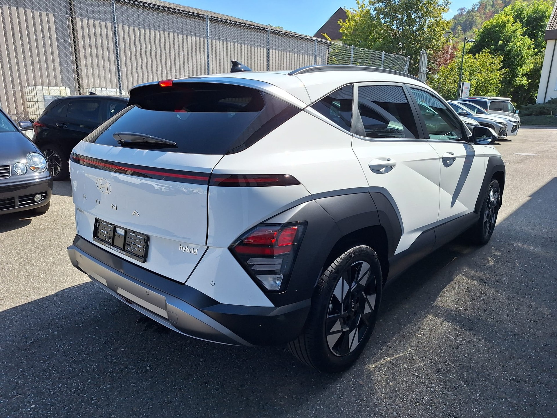 HYUNDAI Kona 1.6 GDi HEV Vertex DCT-image-4