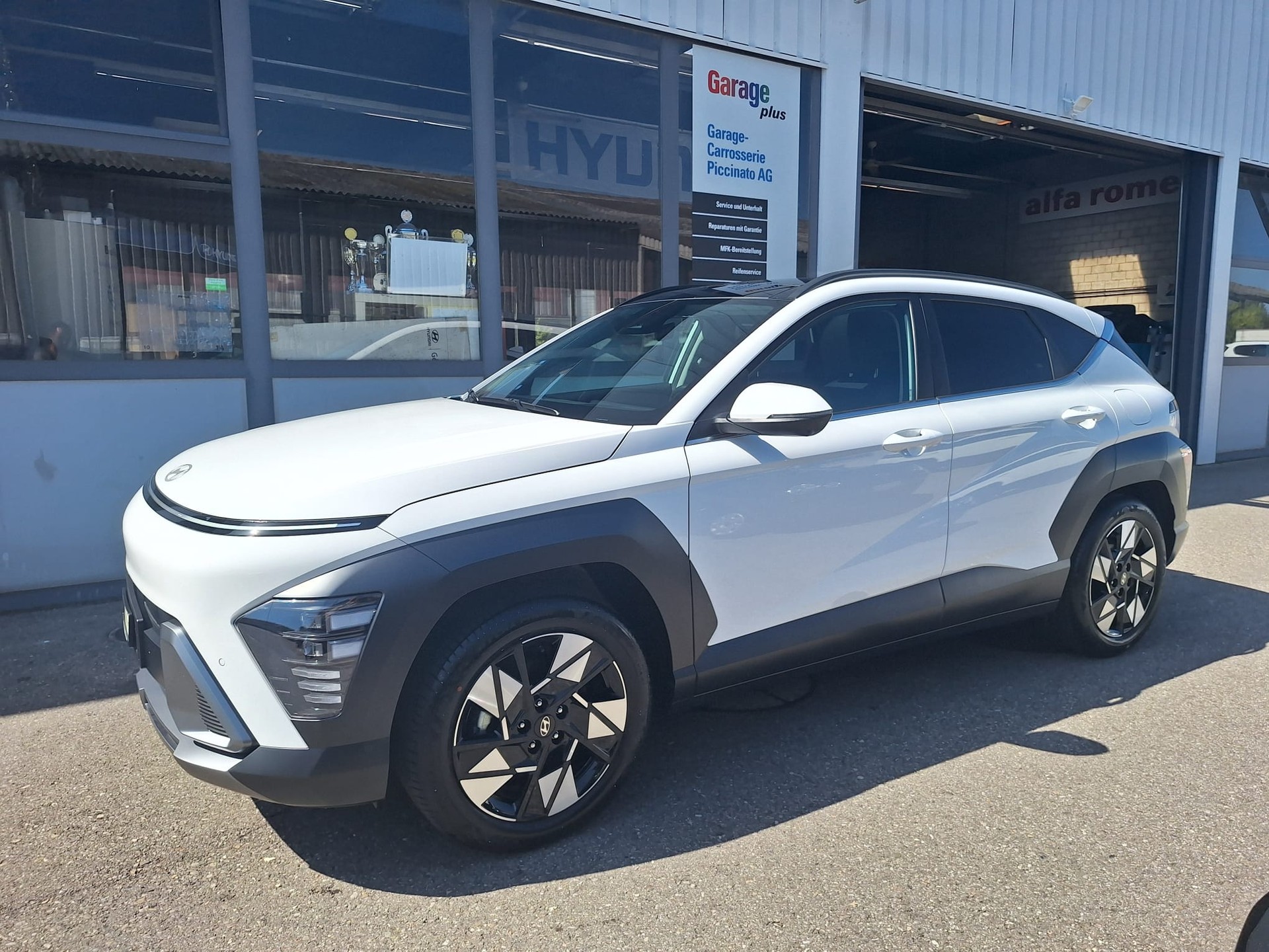 HYUNDAI Kona 1.6 GDi HEV Vertex DCT-image-0