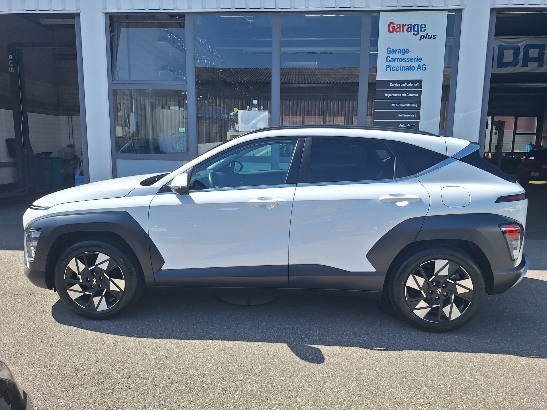 HYUNDAI Kona 1.6 GDi HEV Vertex DCT-image-1