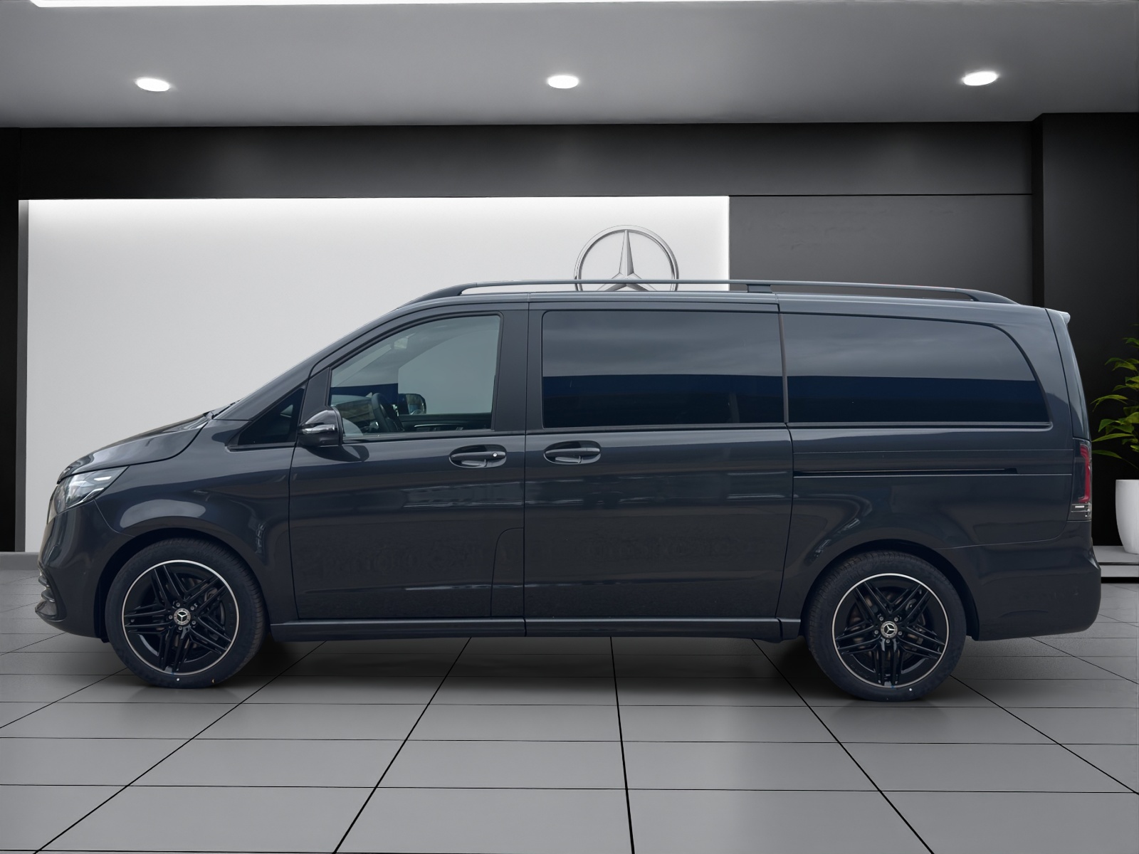 MERCEDES-BENZ V 300 d lang 4Matic Swiss Edition 9G-Tronic-showroom-element-2