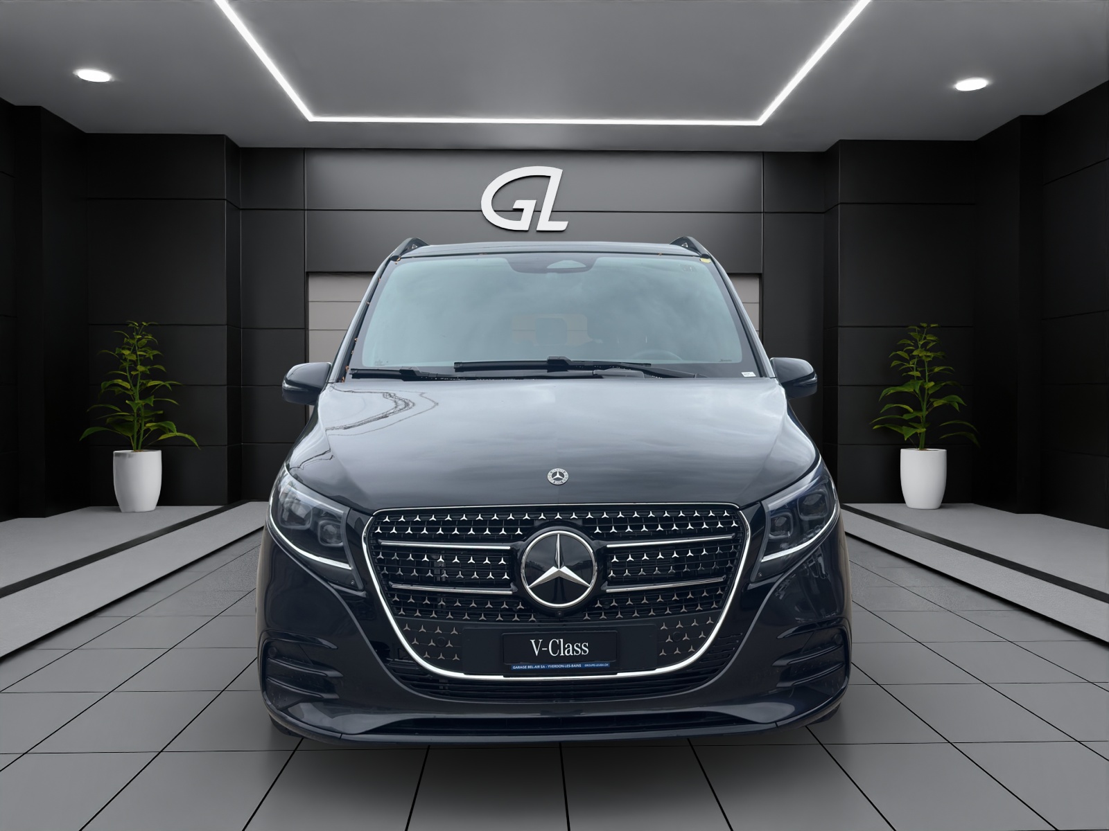 MERCEDES-BENZ V 300 d lang 4Matic Swiss Edition 9G-Tronic-showroom-element-1