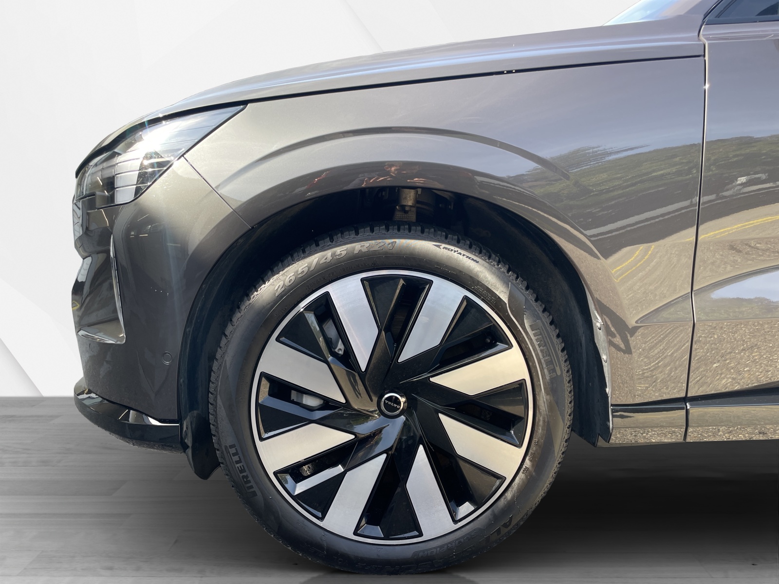 VOLVO EX90 Twin Plus AWD-image-8