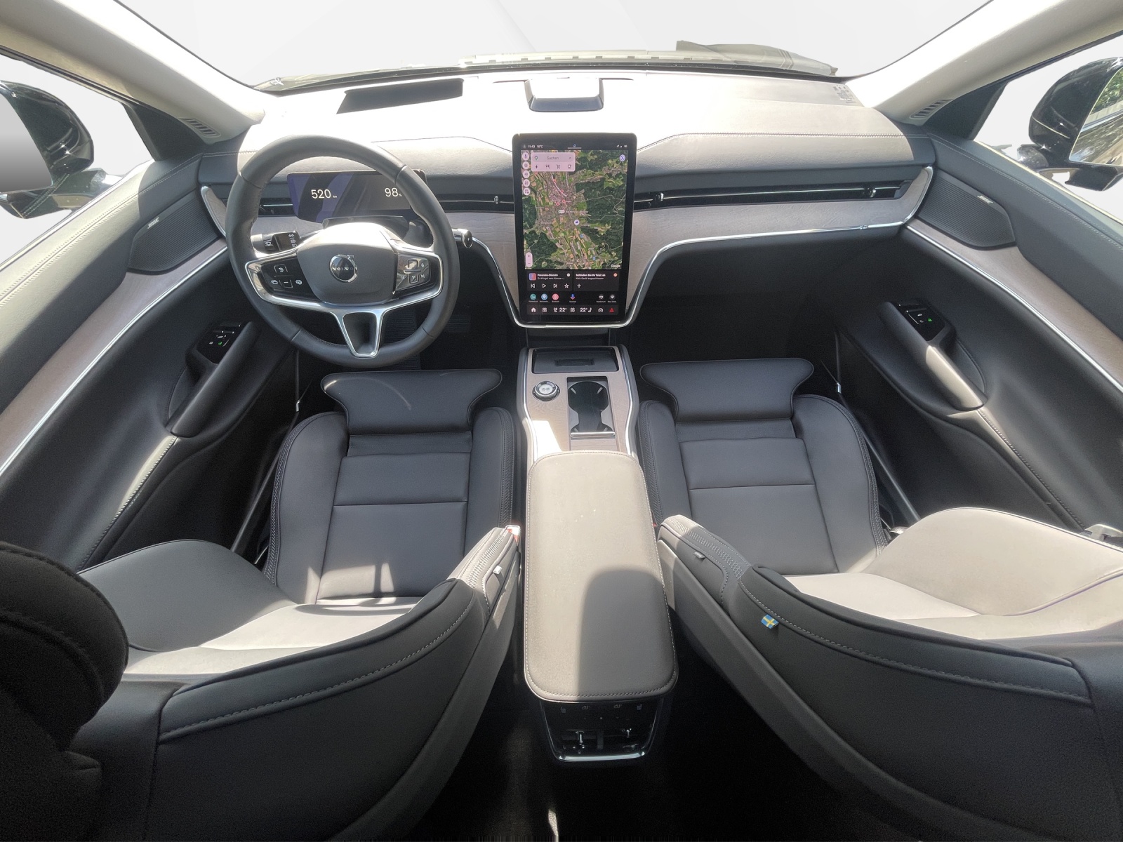 VOLVO EX90 Twin Plus AWD-image-10