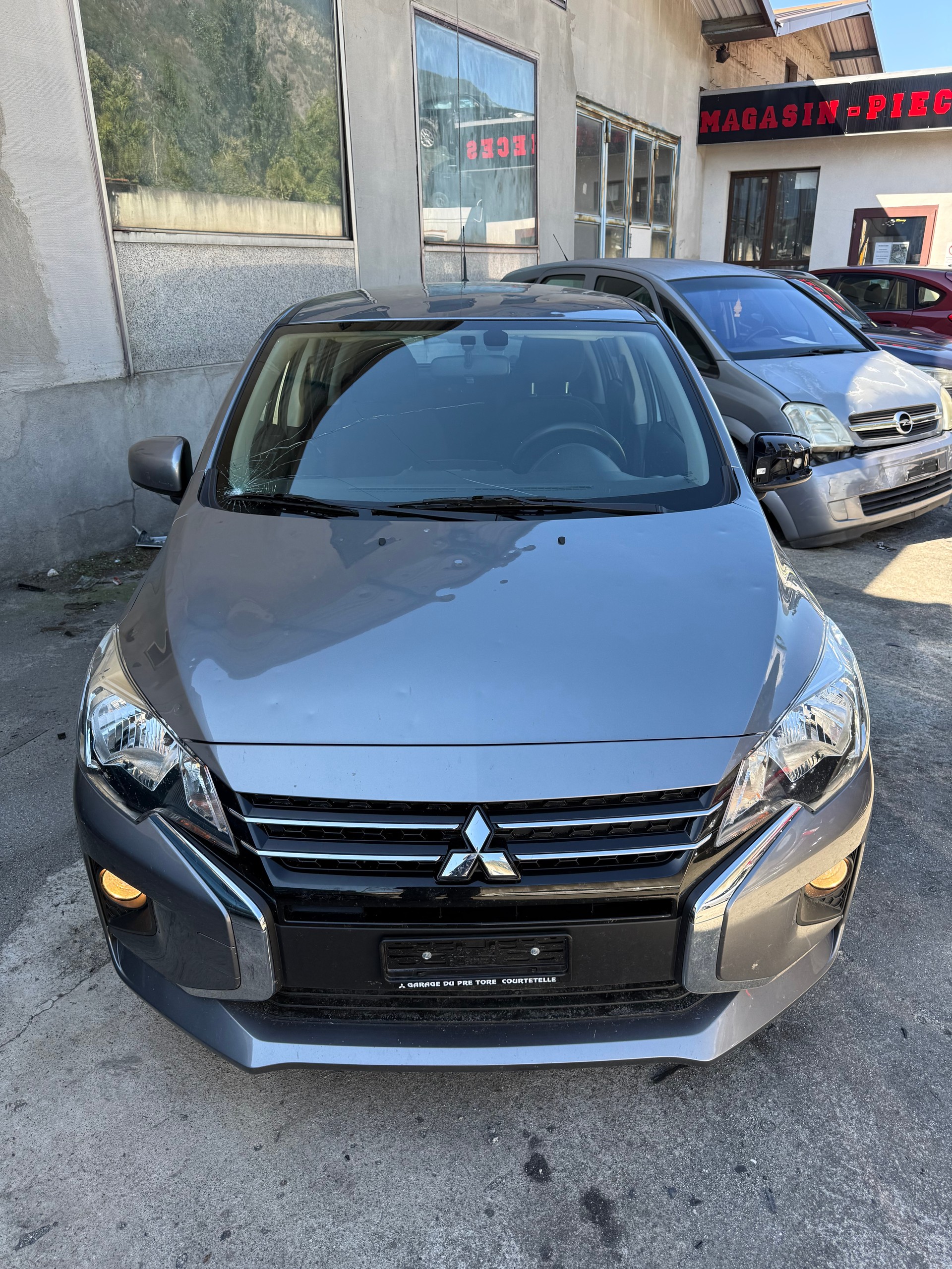MITSUBISHI Space Star 1.2 CVT Inform-image-2
