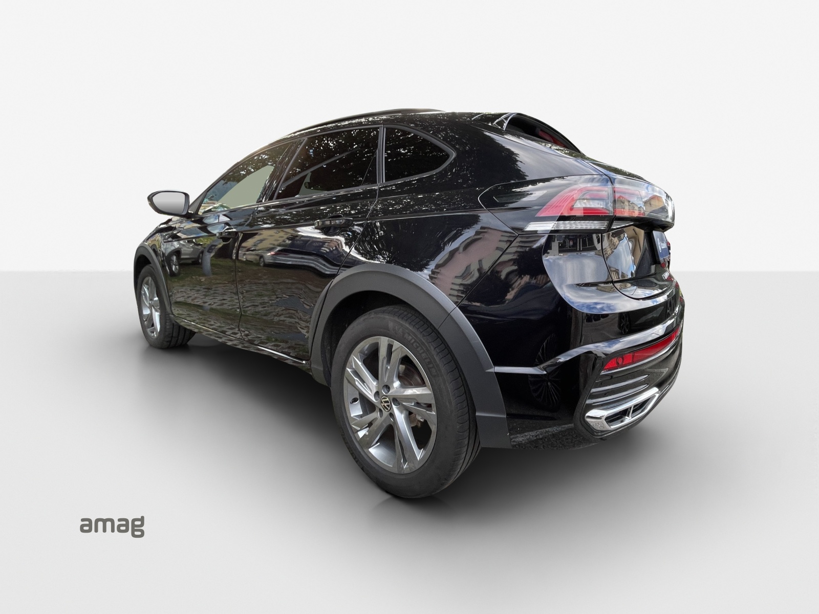 VW Taigo 1.0 TSI R-Line DSG-image-2