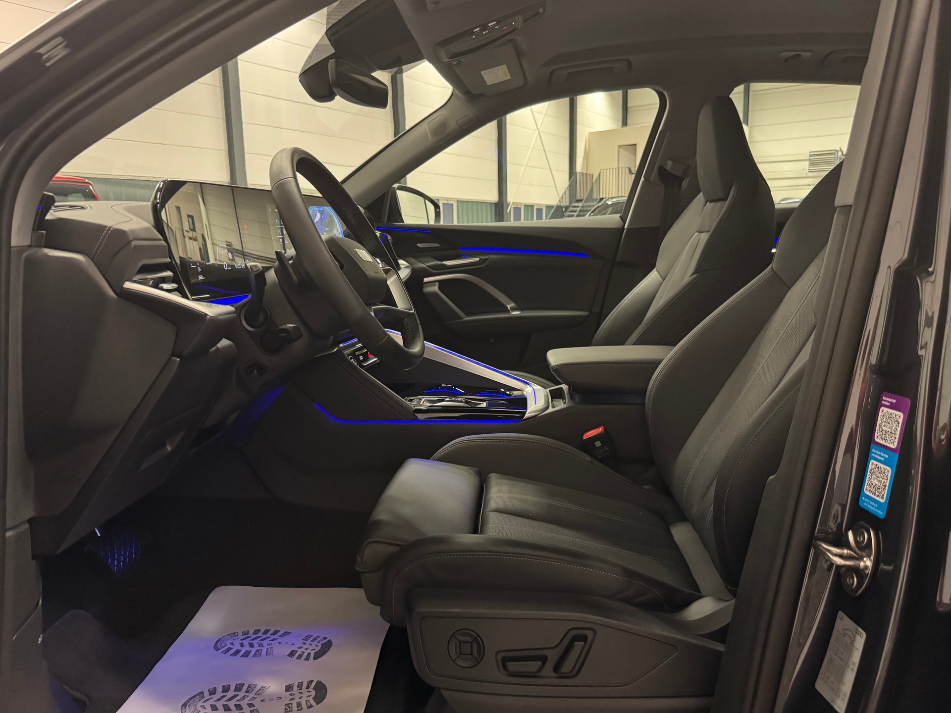 AUDI Q5 TFSI quatto 150 kW S-tronic CH Fahrzeug-image-17