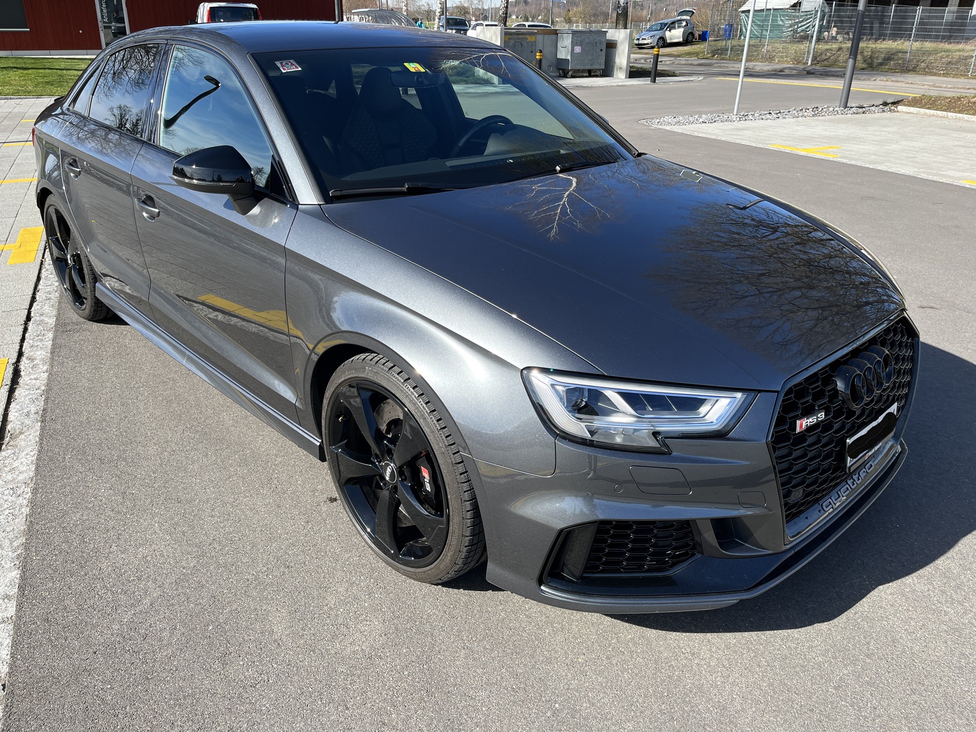 AUDI 2.5 T FSI quattro S-Tronic Limousine ohne OPF, 1. Hand-image-1