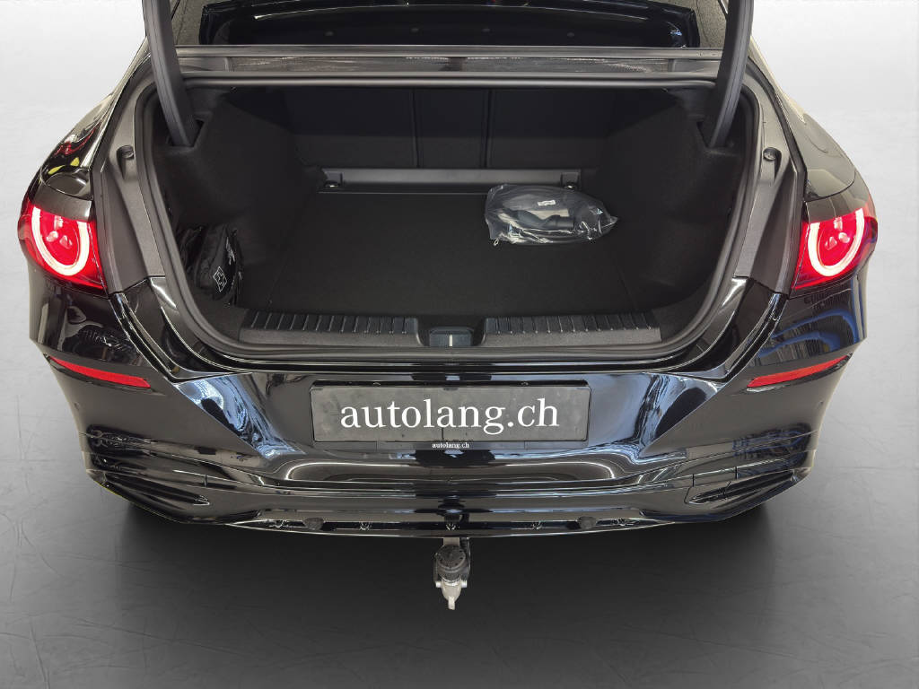 MERCEDES-BENZ C 400 4Matic EQ-image-8