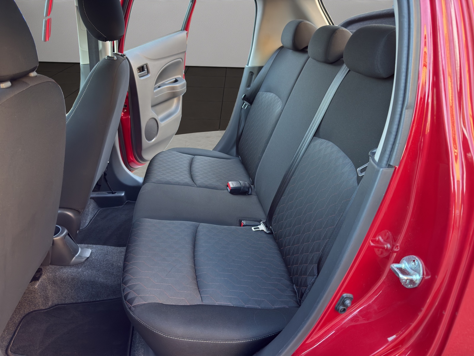 MITSUBISHI Space Star 1.2 CVT Value-image-12