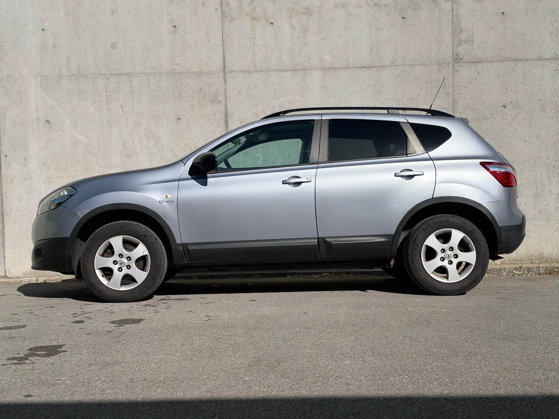 NISSAN Qashqai 2.0 4WD tekna-image-3
