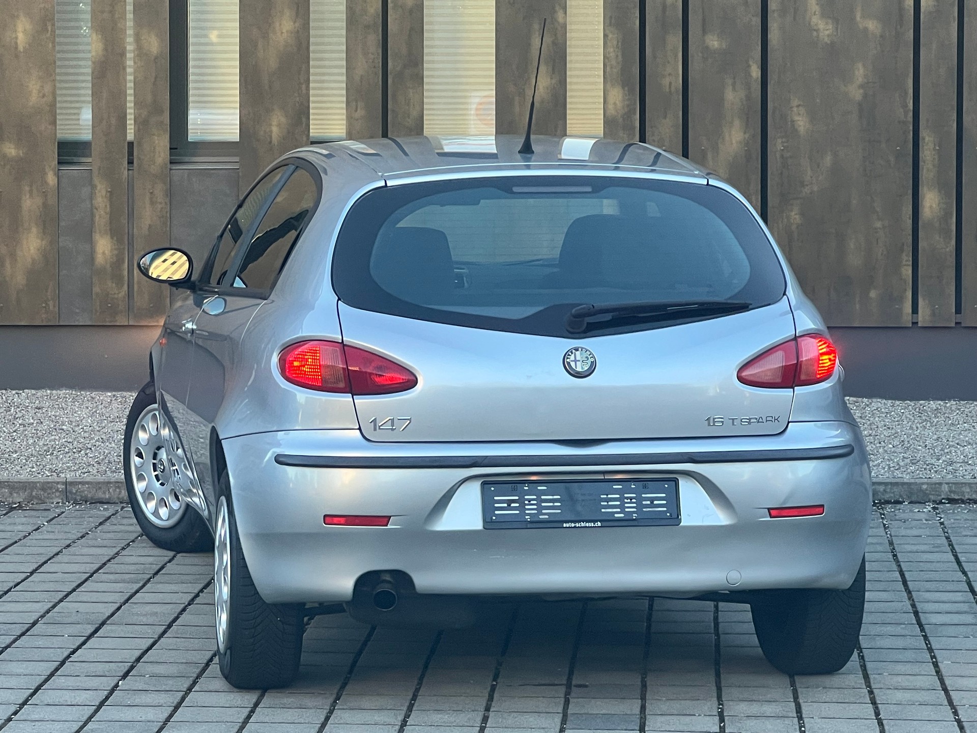 ALFA ROMEO 147 1.6 TS 16V Progression-image-7
