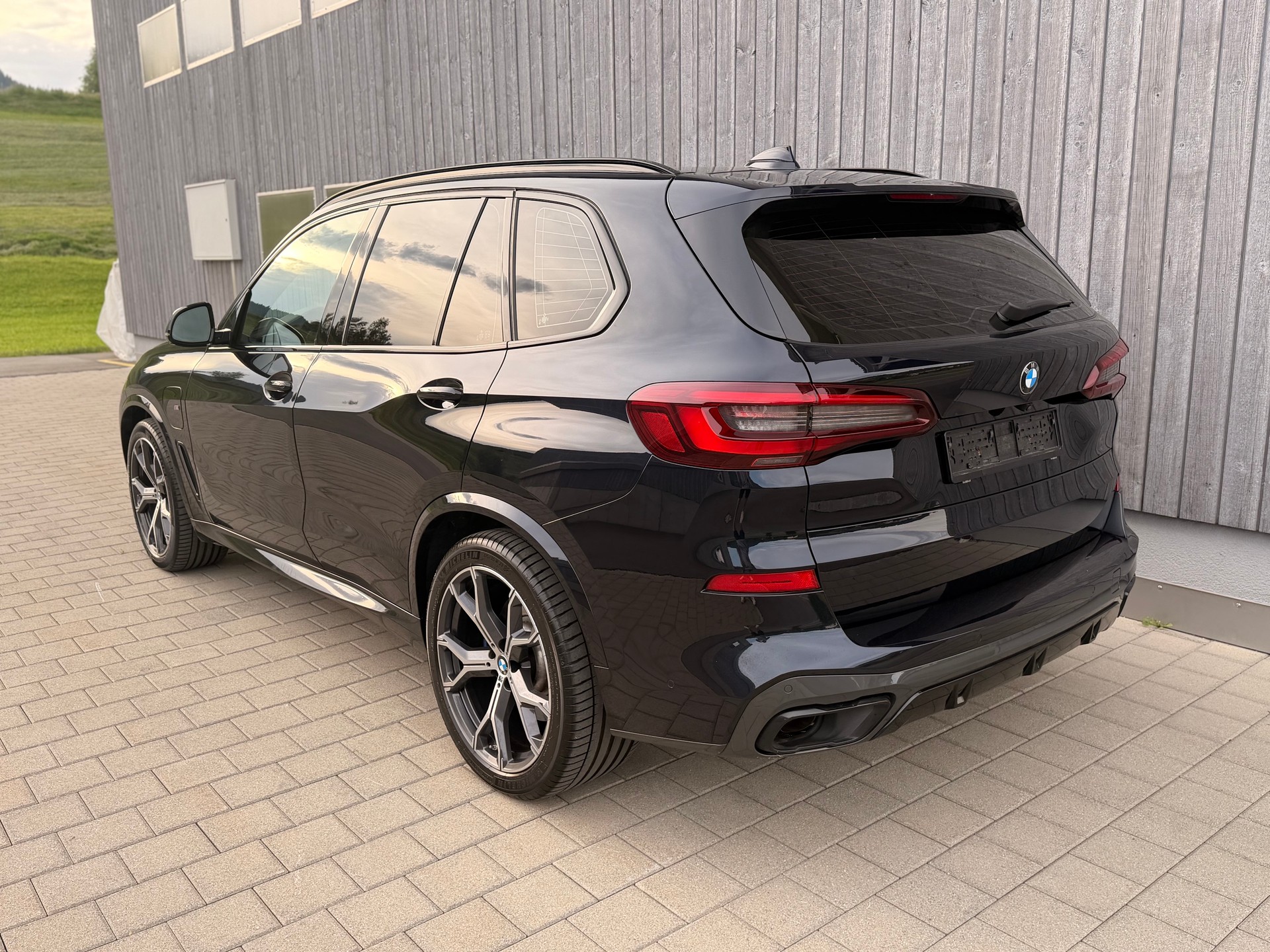 BMW X5 45e xDrive M-Sport-image-6