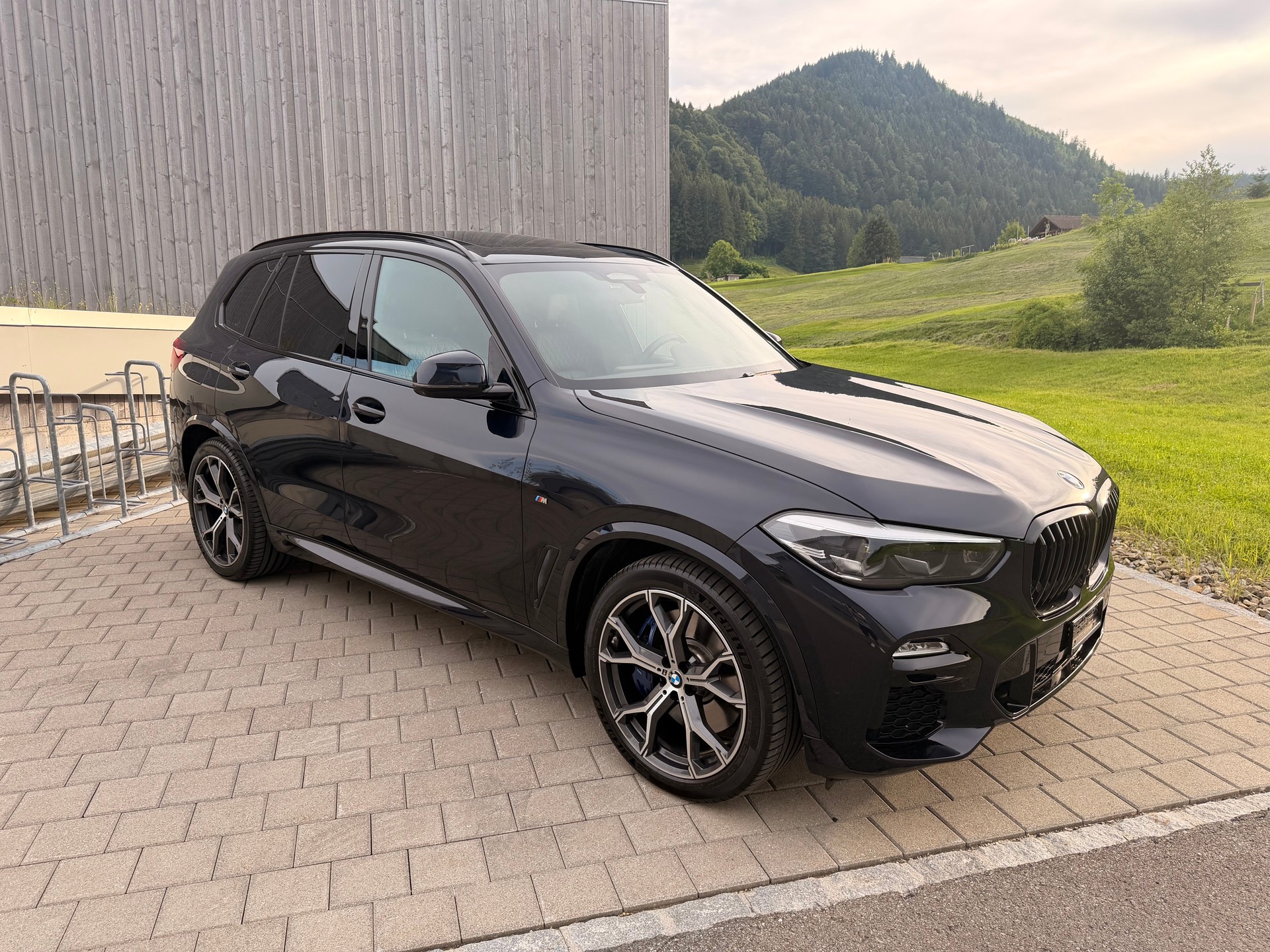 BMW X5 45e xDrive M-Sport-image-2