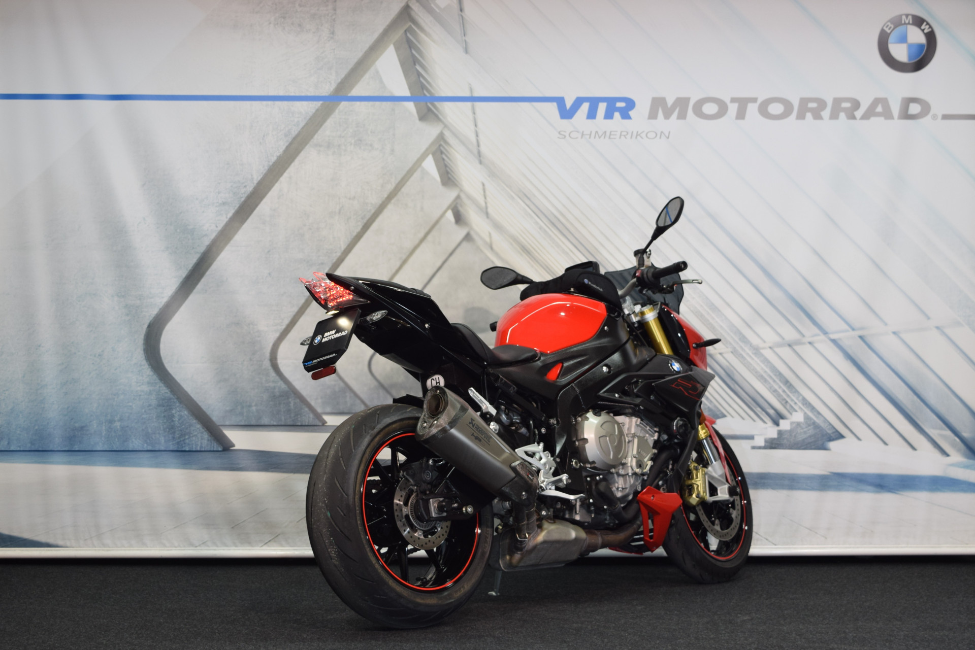BMW S 1000 R inkl. Navi & Seitentaschen-showroom-element-2