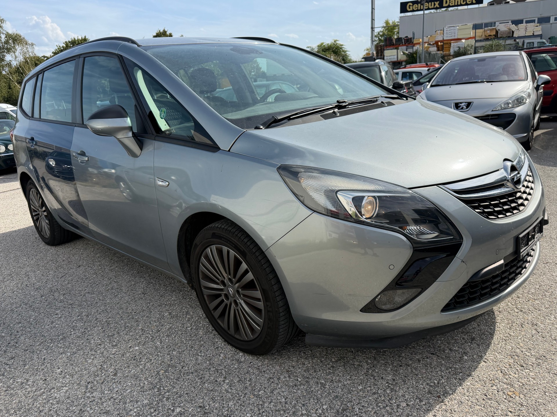OPEL Zafira Tourer 1.4i 16V Turbo Active Ed. Aut.-image-1