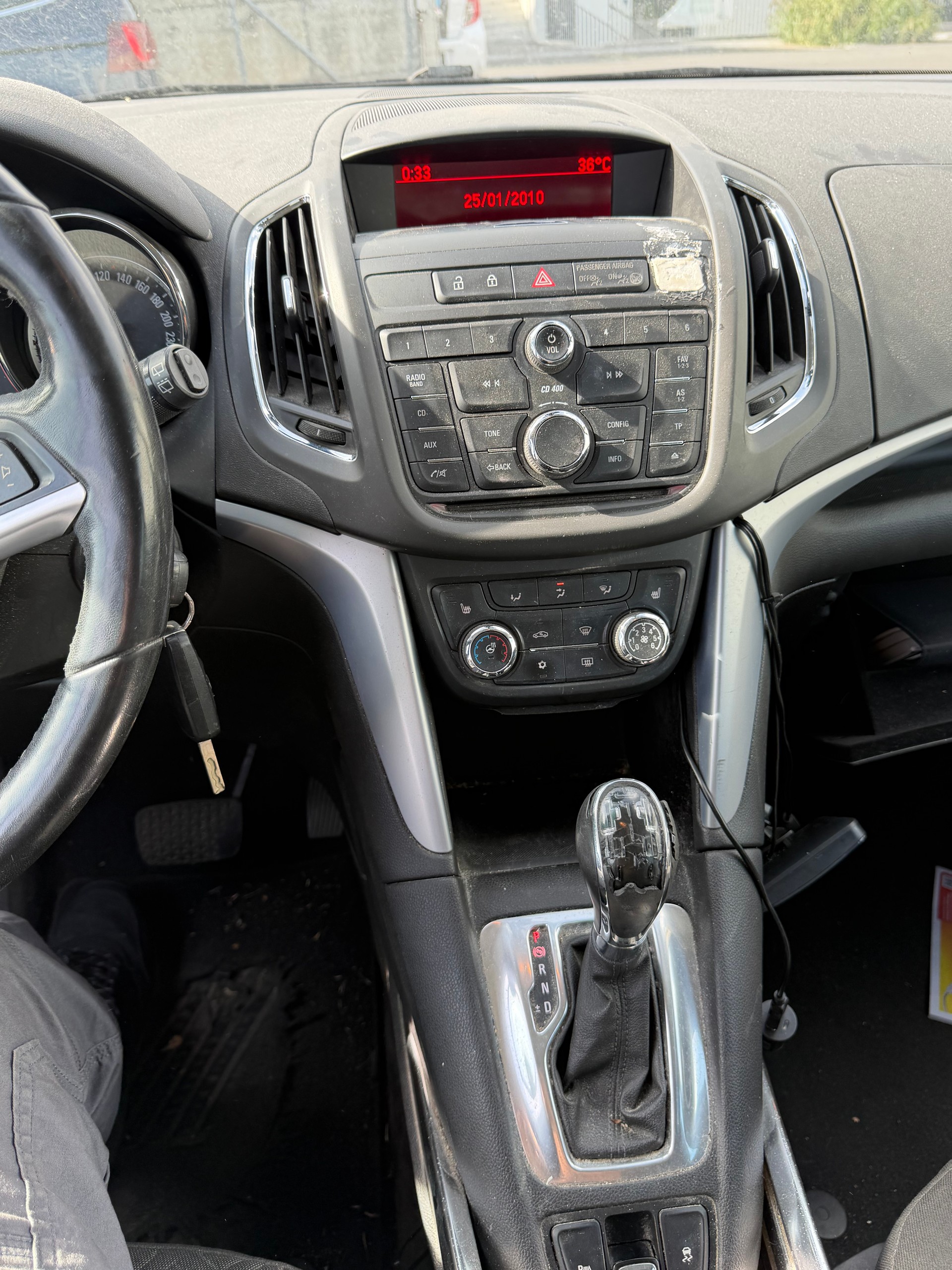 OPEL Zafira Tourer 1.4i 16V Turbo Active Ed. Aut.-image-10